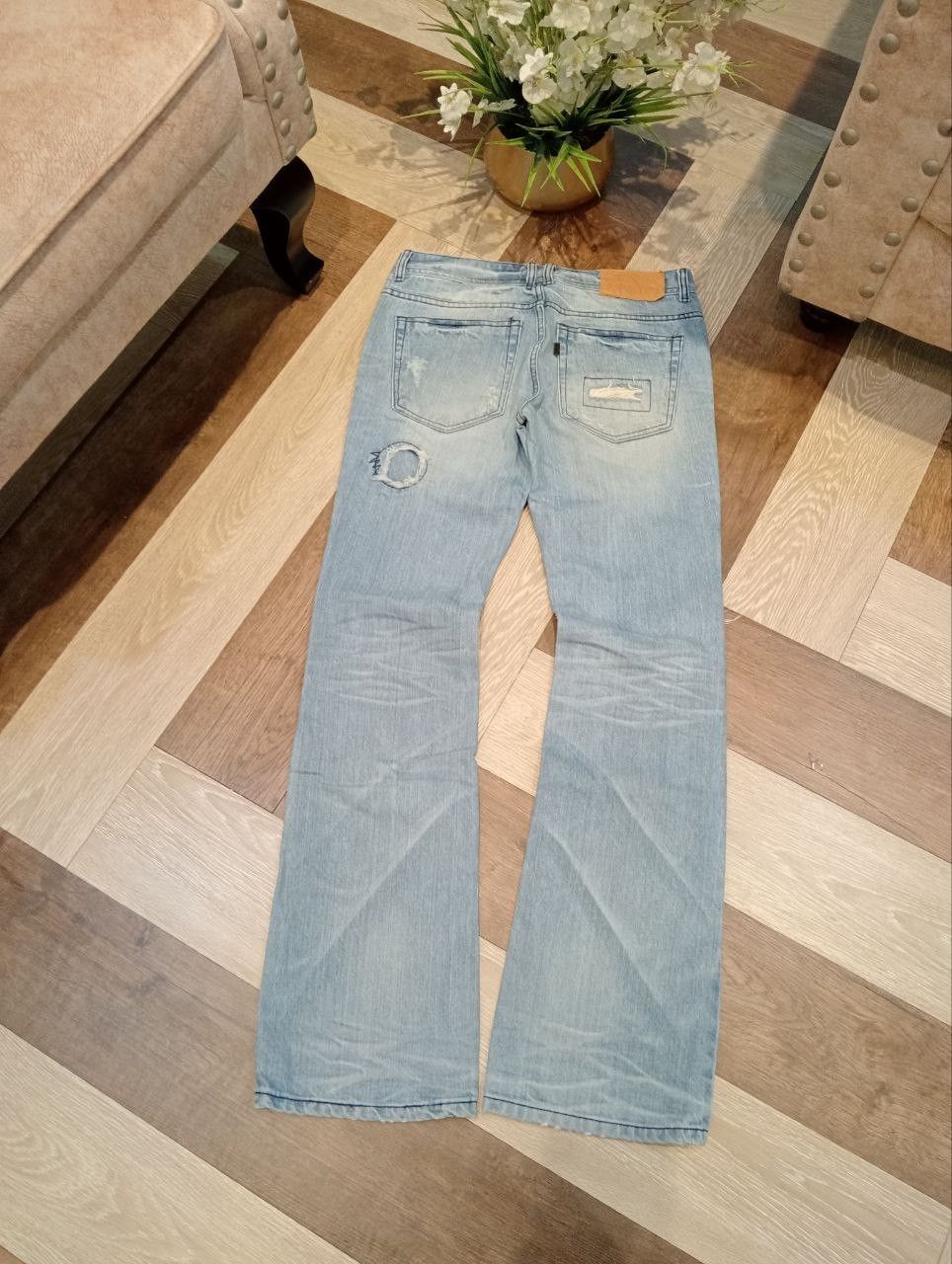 Japanese Brand DAISY LIGHT BLUE DISTRESSED FLARED DENIM PANTS Size US 31 - 8 Thumbnail