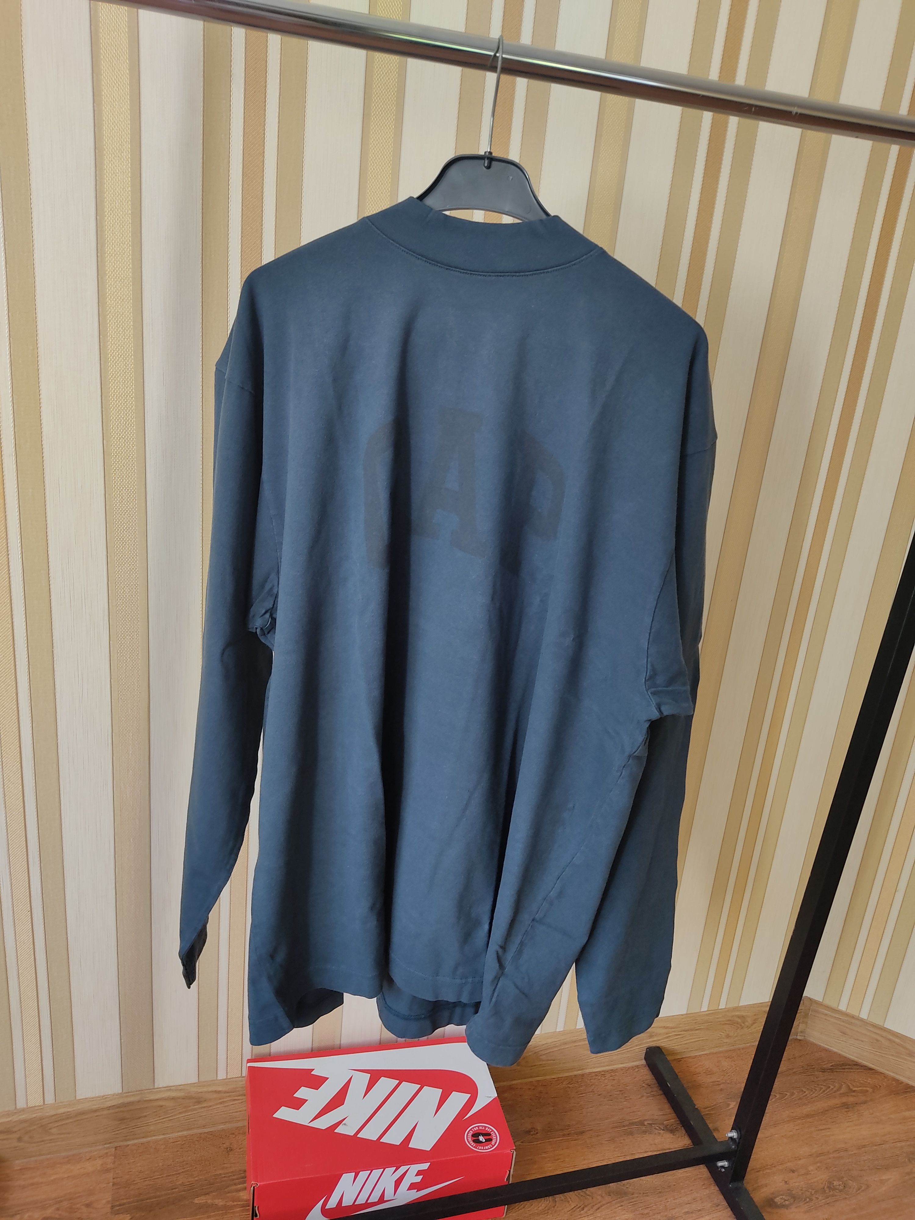Gap × Kanye West Yeezy Gap Engineered by Balenciaga Longsleeve Dove Tee Size US M / EU 48-50 / 2 - 8 Thumbnail