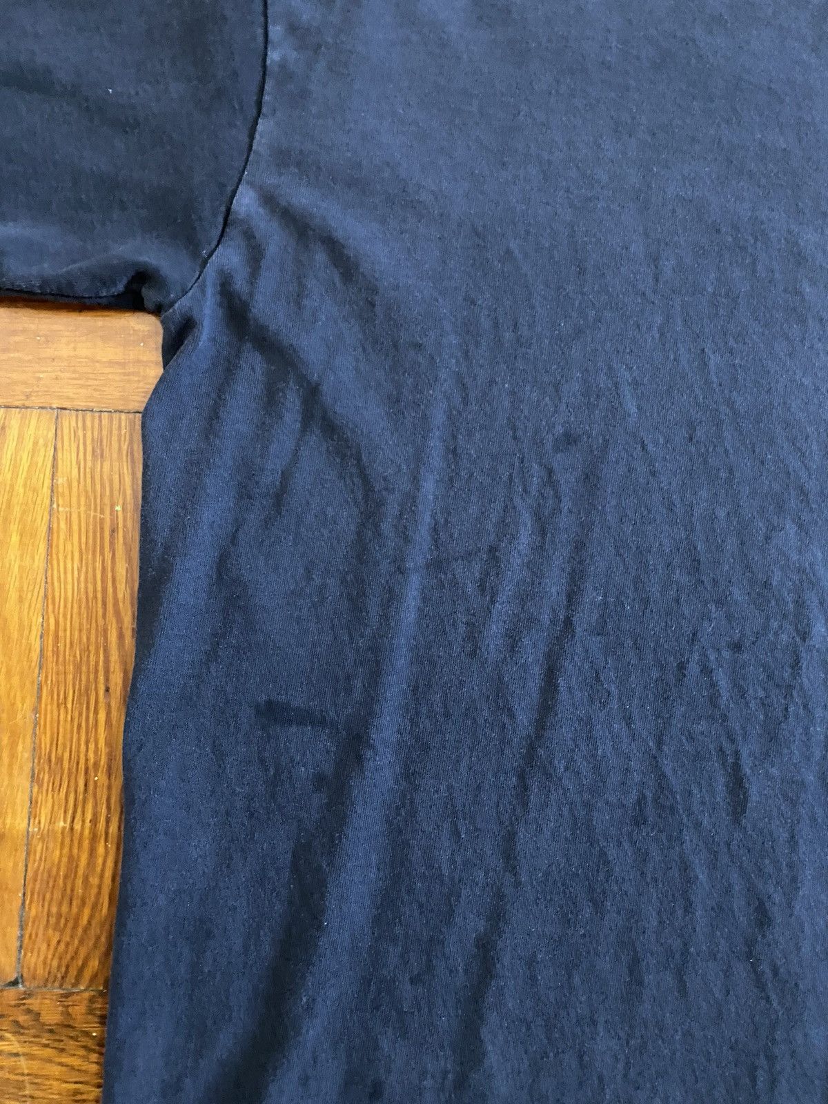 Vintage Vintage T-Shirt Y2K Americas Most Wanted Size US L / EU 52-54 / 3 - 7 Thumbnail