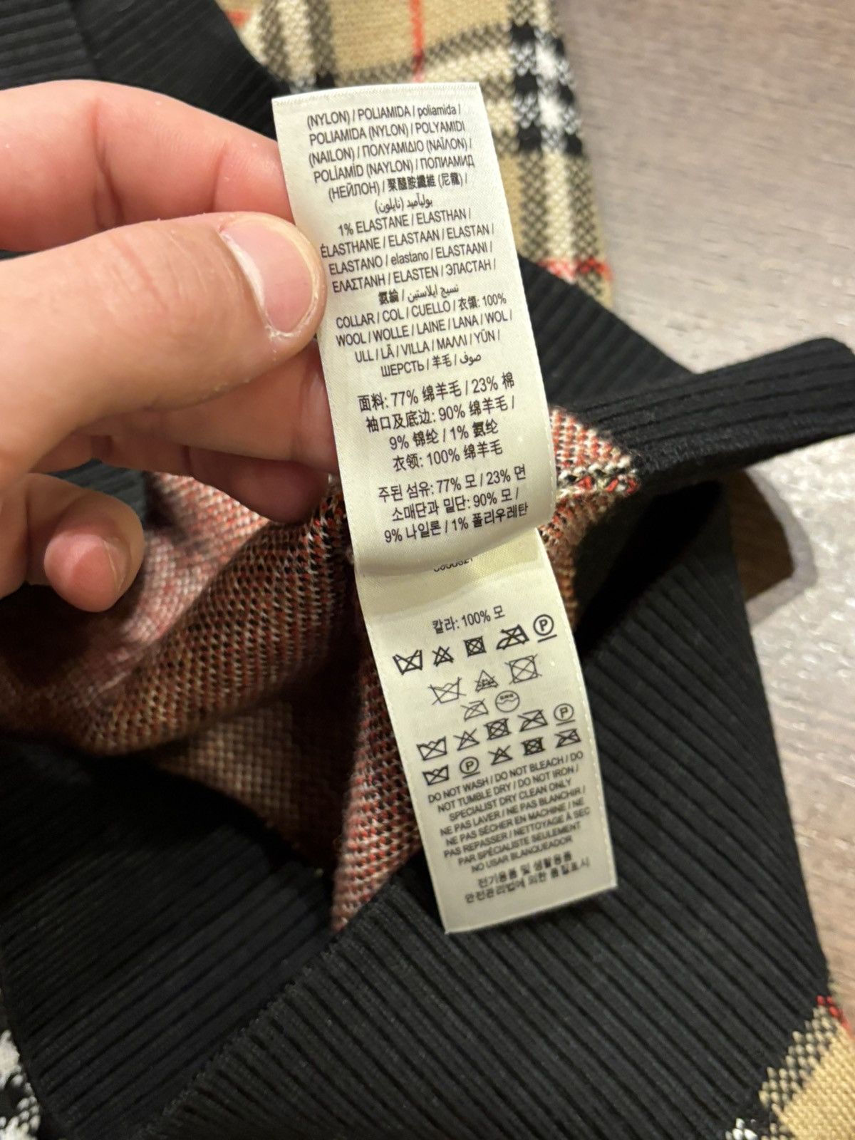Burberry Burberry Knit Plaid Sweater Size US M / EU 48-50 / 2 - 5 Thumbnail