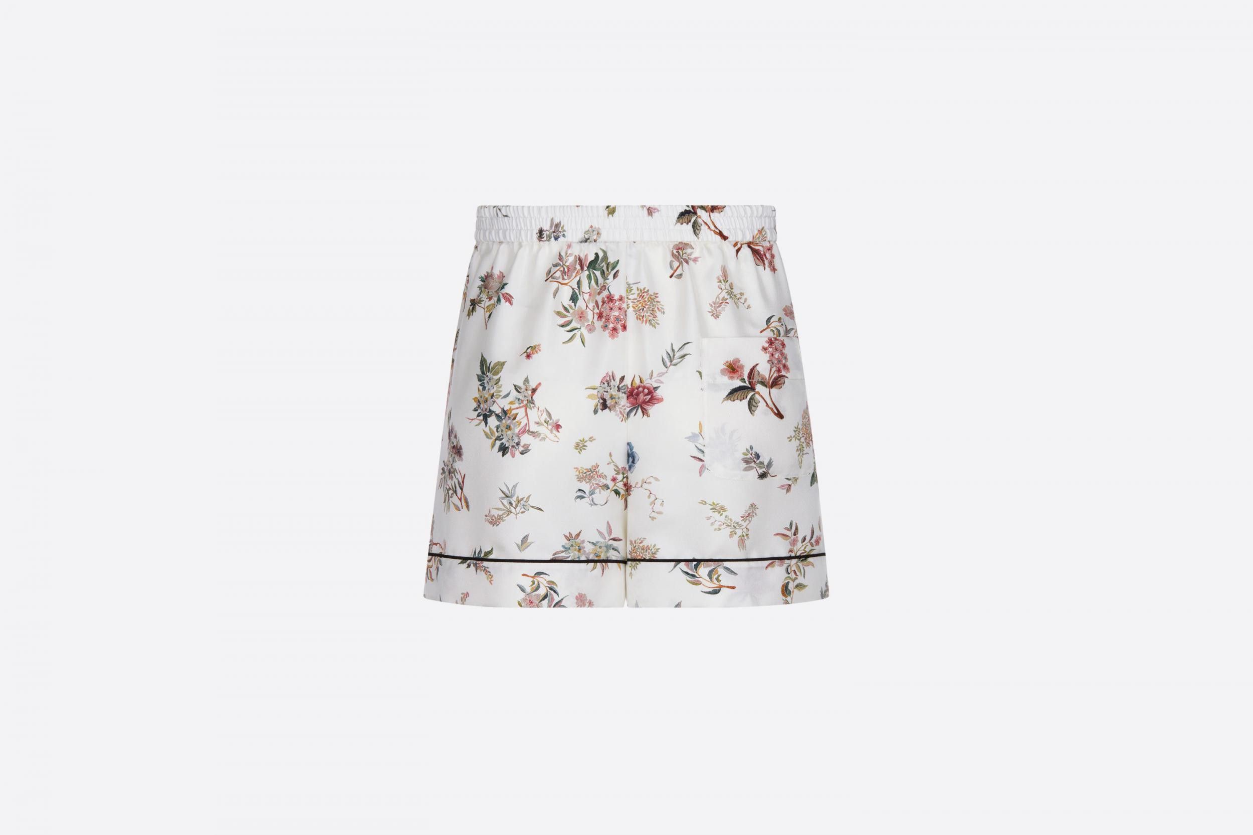 image of Dior O1W1Db10124 Shorts In White, Women's (Size 26)