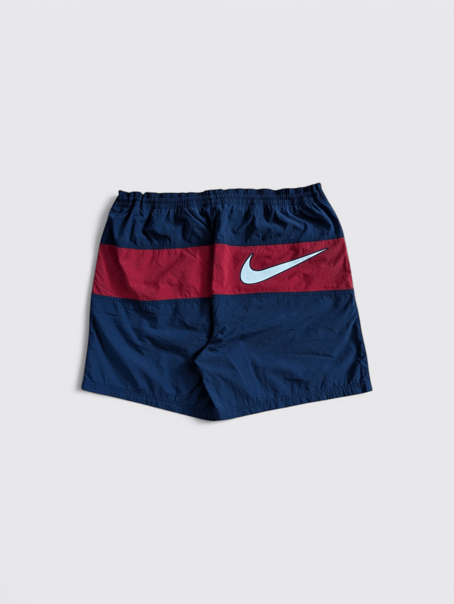 Nike Nike Vintage Nylon Big Swoosh Shorts L Size US 33 - 1 Thumbnail