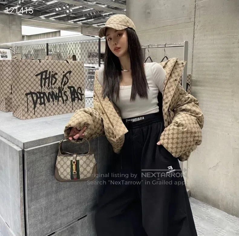Balenciaga Balenciaga Double B Letter All-Over Printed Padded Jacket Size XXS / US 00 / IT 34 - 9 Thumbnail