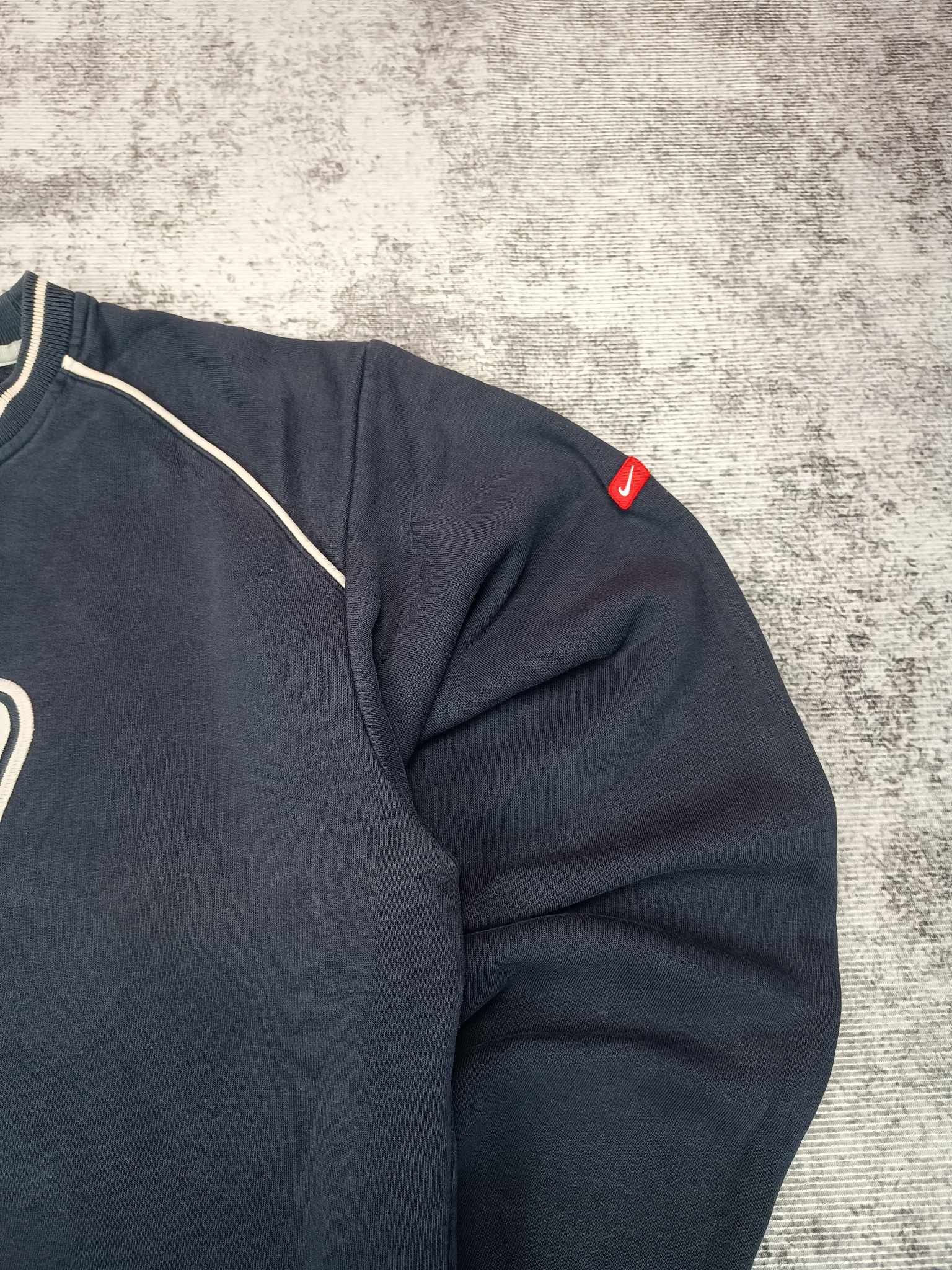 Nike × Vintage Vintage Nike sweatshirt 00s Solo Swoosh Embroidered Size M Size US M / EU 48-50 / 2 - 6 Thumbnail