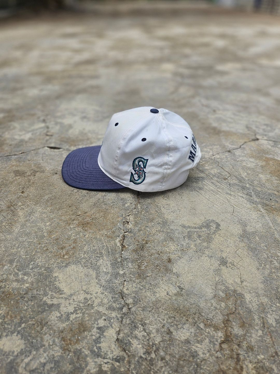 Vintage Seatlle Mariners MLB Vintage hat Size ONE SIZE - 5 Thumbnail