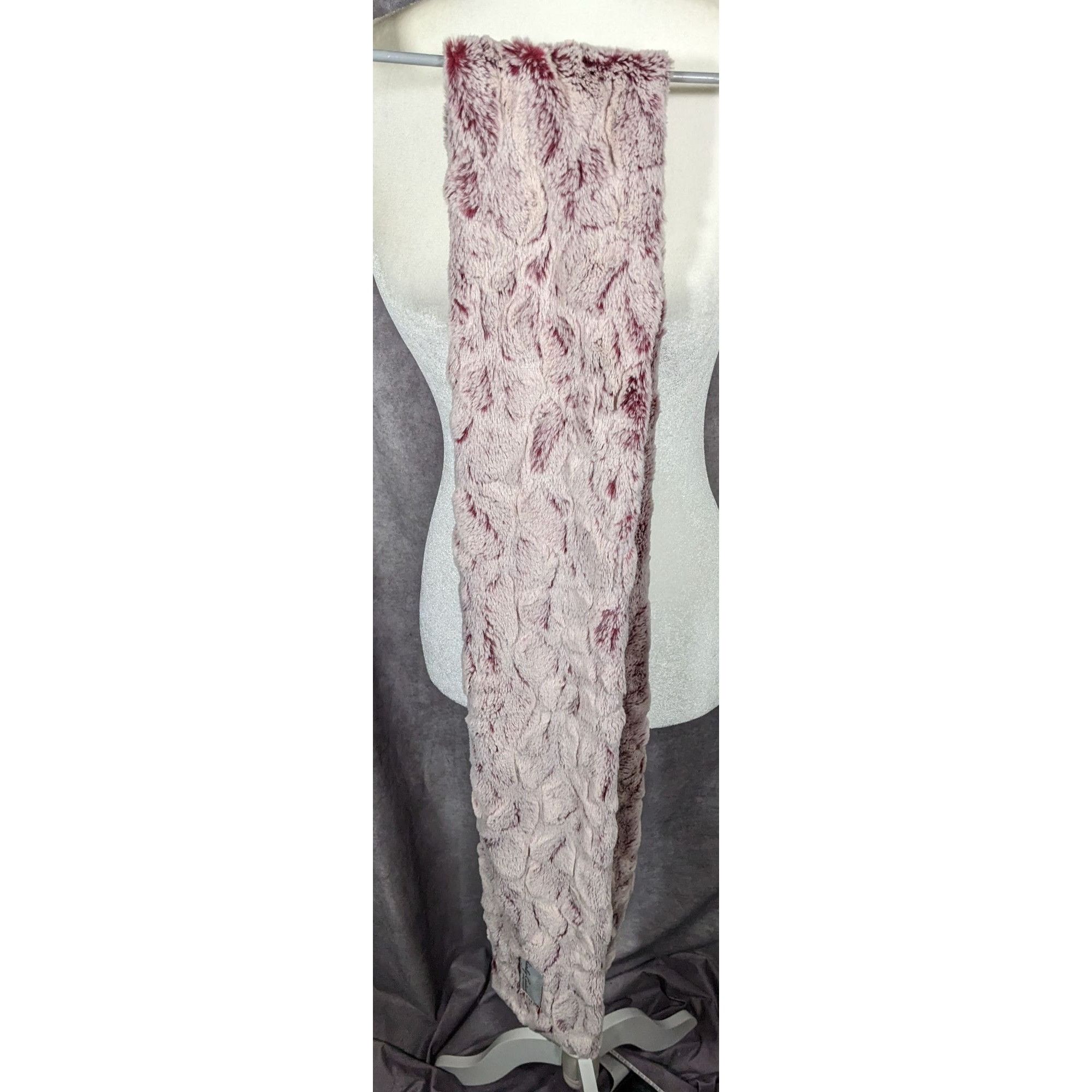 Other Minky Couture Pink Textured Plush Scarf Size ONE SIZE - 9 Thumbnail