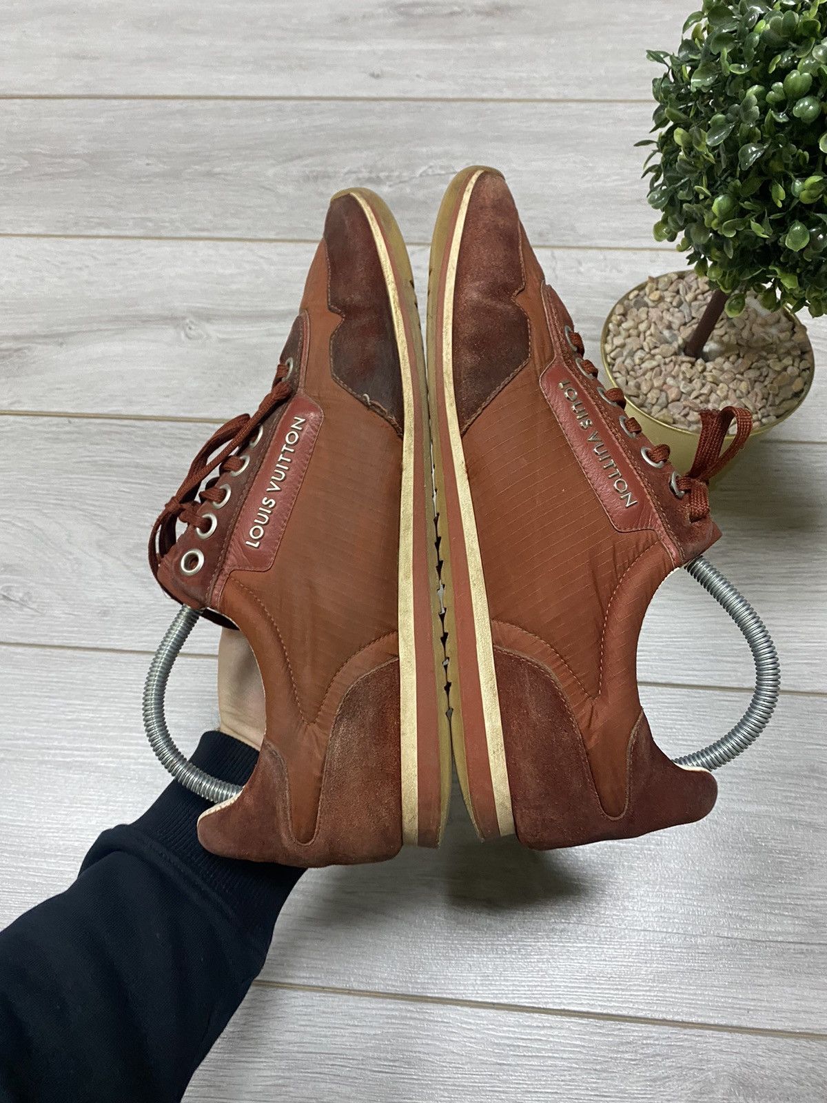 Vintage Louis Vuitton vintage suede sneakers boots Size US 8.5 / EU 41-42 - 6 Thumbnail