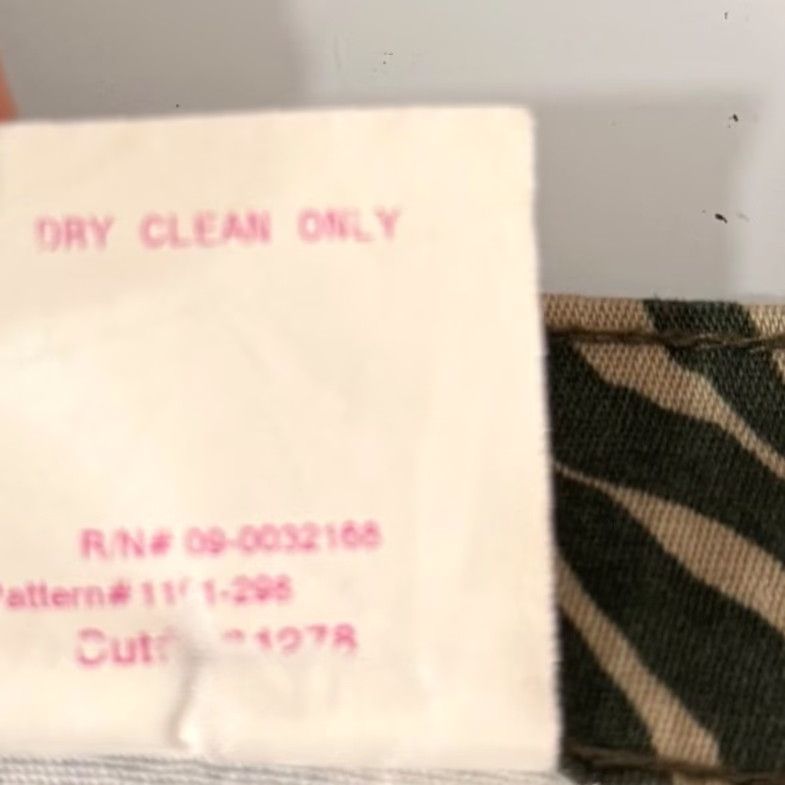 Vintage VINTAGE Bubblegum USA pants Zebra Print 7/8 Slim Straight Y2K 90s Indie Sleaze Clubwear Womens Juniors Green Olive Tan Baggy? Size 28" / US 6 / IT 42 - 7 Thumbnail