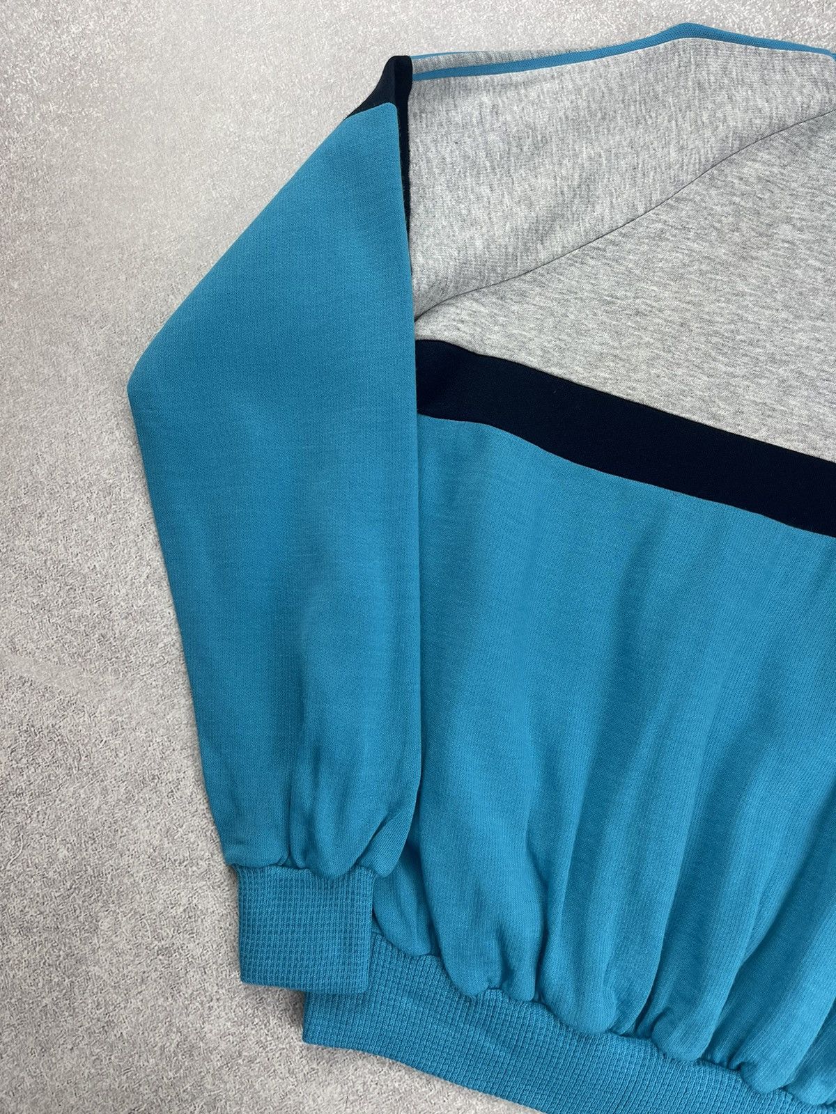 Adidas Vintage Adidas Ventex Retro Tracksuit Made in France Size M Size US M / EU 48-50 / 2 - 10 Thumbnail