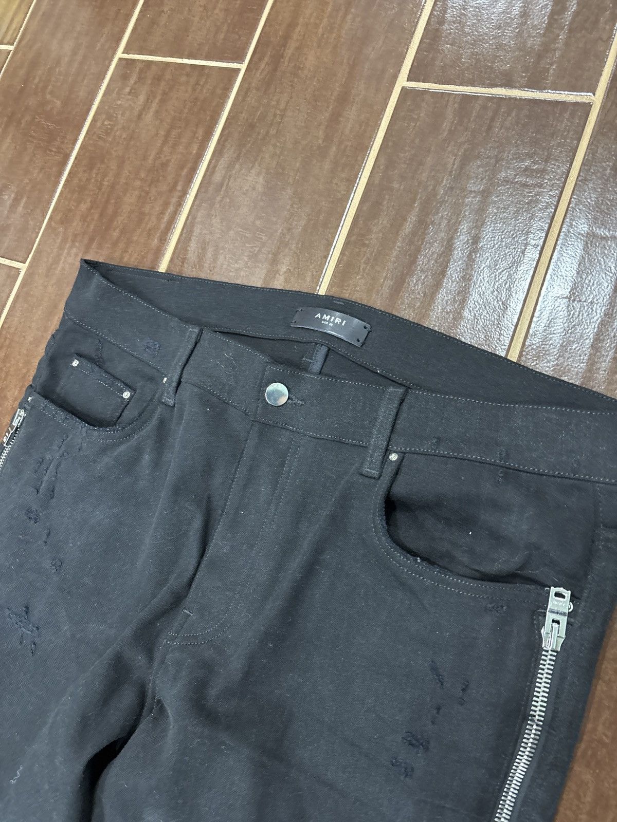 Amiri LIGHT WEAR Amiri MX2 Jeans Black Distressed Size 38 Size US 38 / EU 54 - 2 Thumbnail