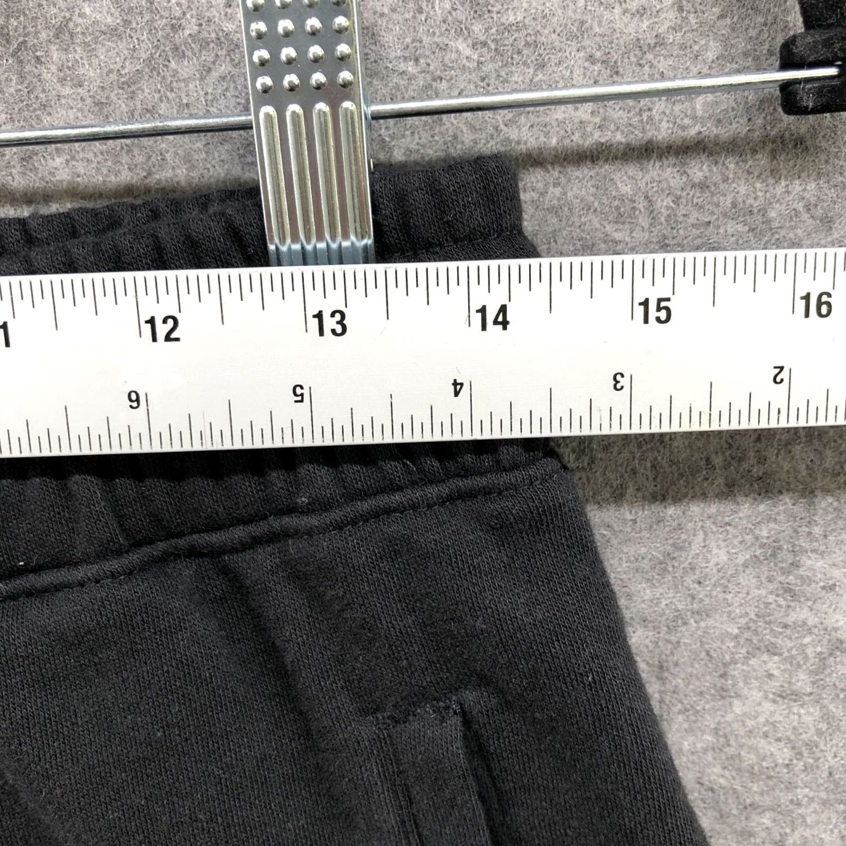 The North Face The North Face Sweat Shorts Mens S Black 9'' Inseam Drawstring Relaxed Size US 29 - 4 Thumbnail