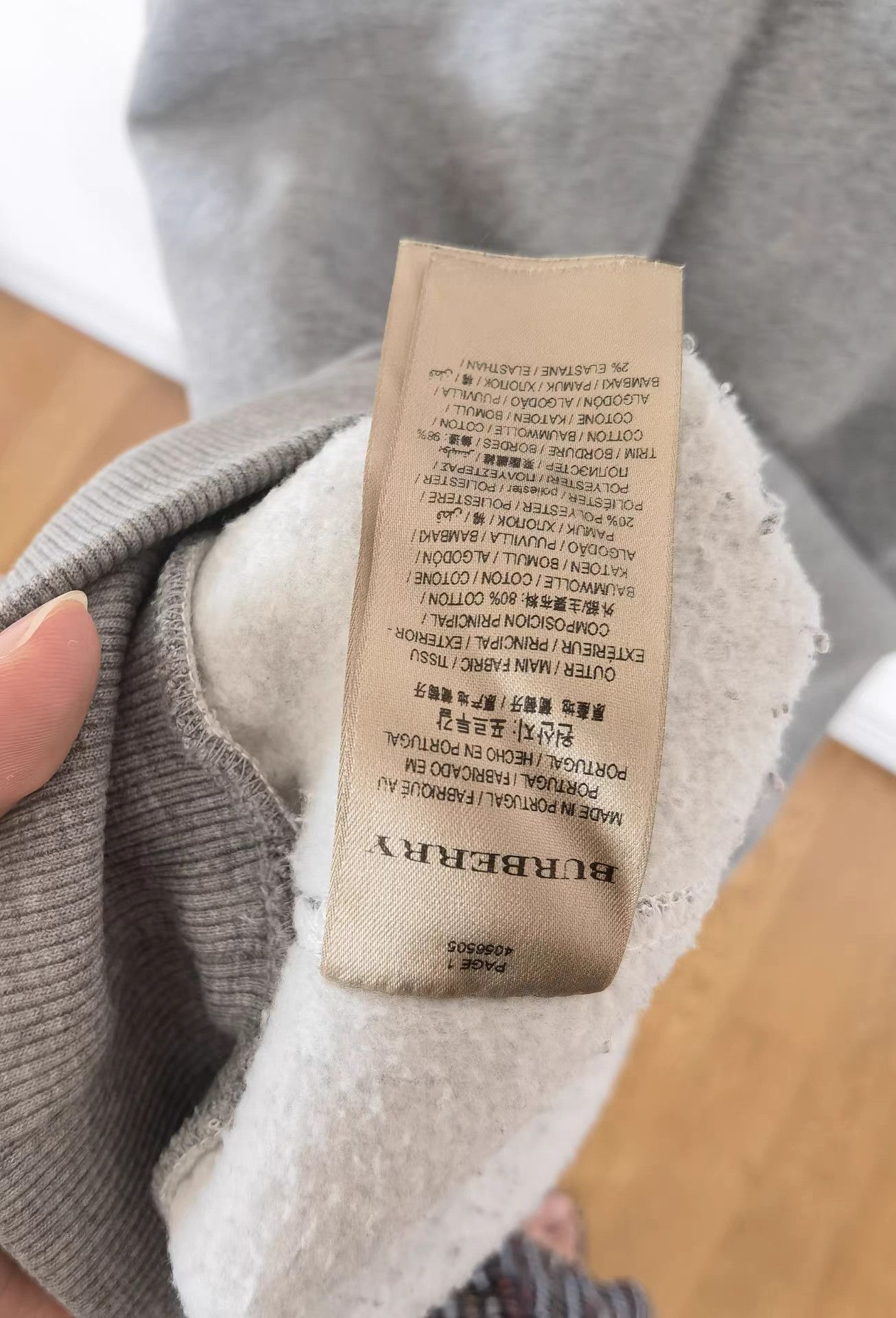 Burberry Burberry Sweatshirt K17 Size US L / EU 52-54 / 3 - 3 Thumbnail