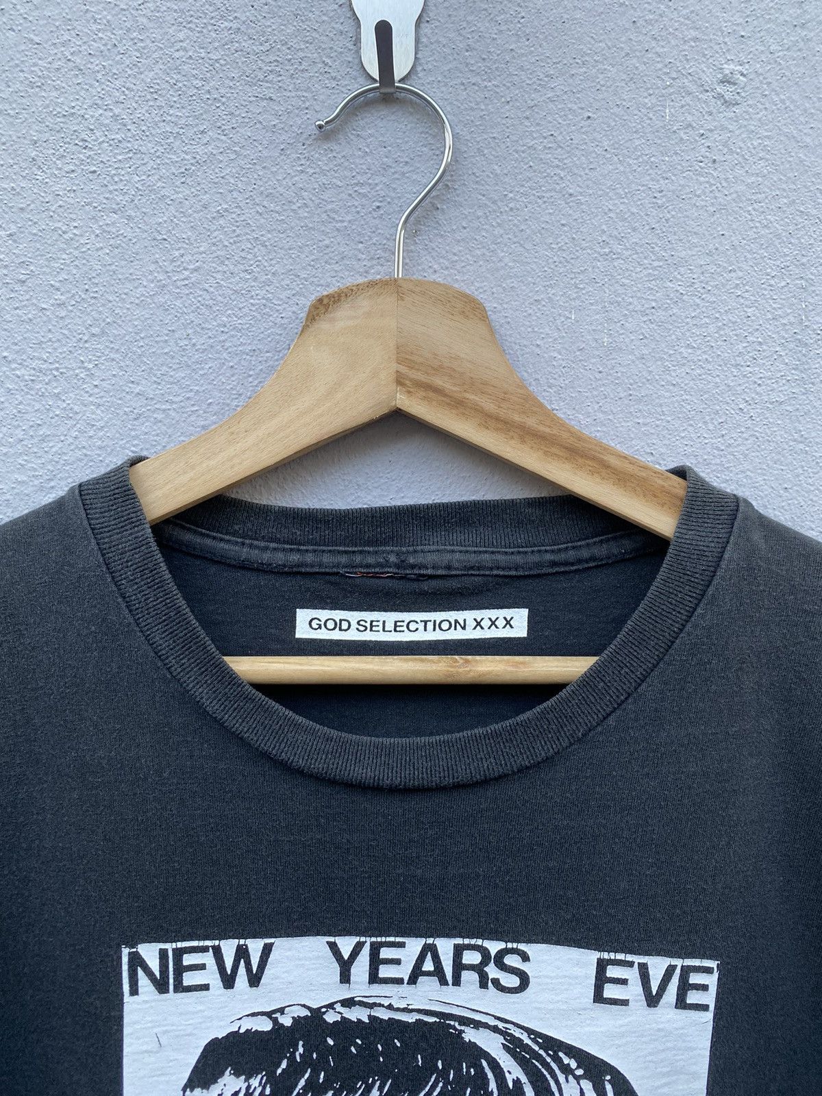 Japanese Brand × Le Grande Bleu (L.G.B.) Vintage GOD SELECTION XXX “Elvis Presley” Rare Tee Size US M / EU 48-50 / 2 - 5 Thumbnail