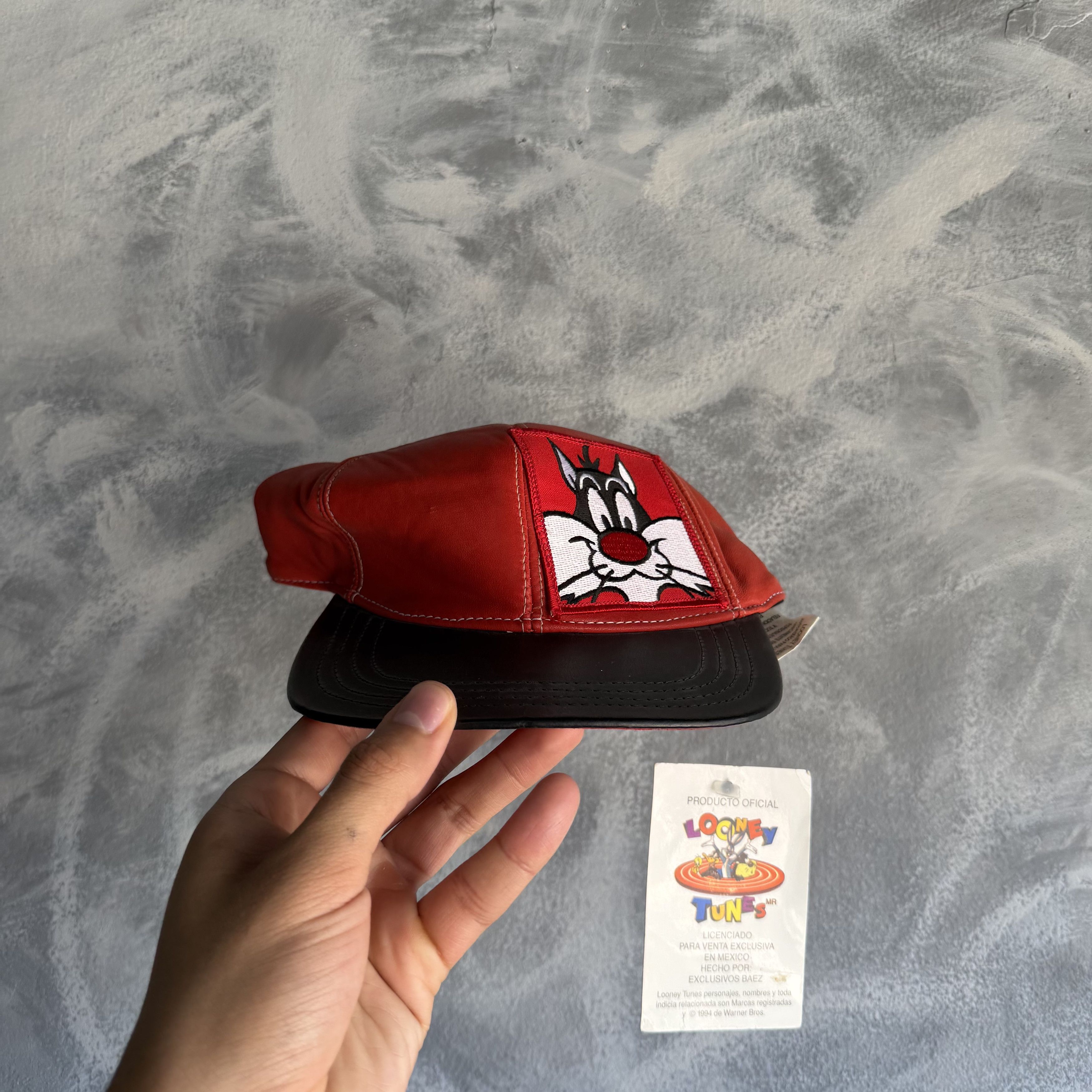 Other Vintage Looney Tunes Baez Leather Caps DS Snapback Hat Size ONE SIZE - 2 Thumbnail