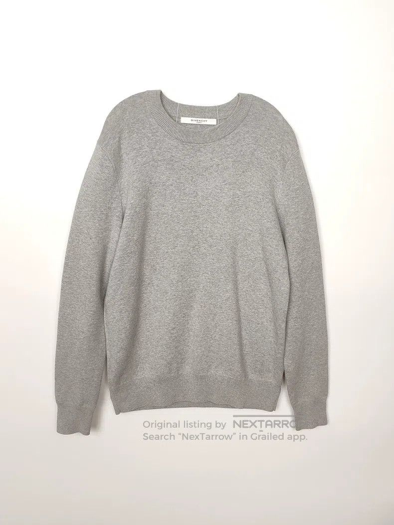 Givenchy Givenchy Men's Embossed Star Heavy Sweatshirt Size US S / EU 44-46 / 1 - 1 Thumbnail
