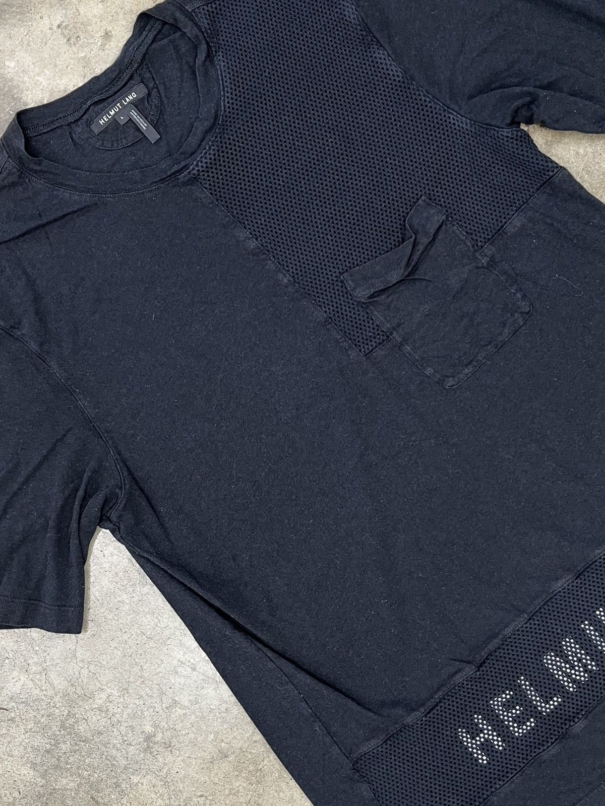 Helmut Lang Helmut Lang Mesh Pocket Tee Large Size US L / EU 52-54 / 3 - 1 Thumbnail