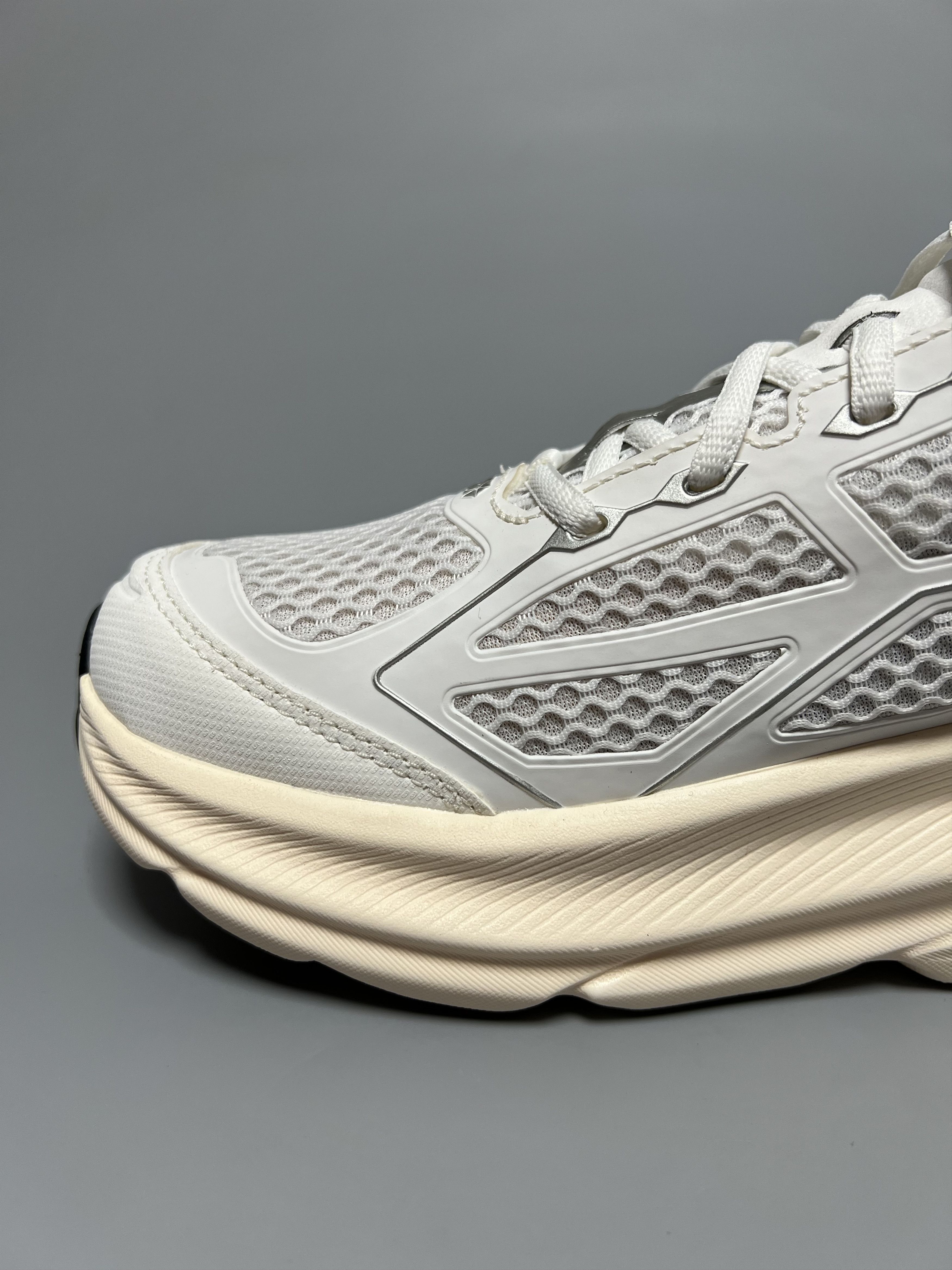 Hoka Hoka One One Clifton One9 Men’s Running Shoes 1155370-FCG Size US 10 / EU 43 - 10 Thumbnail