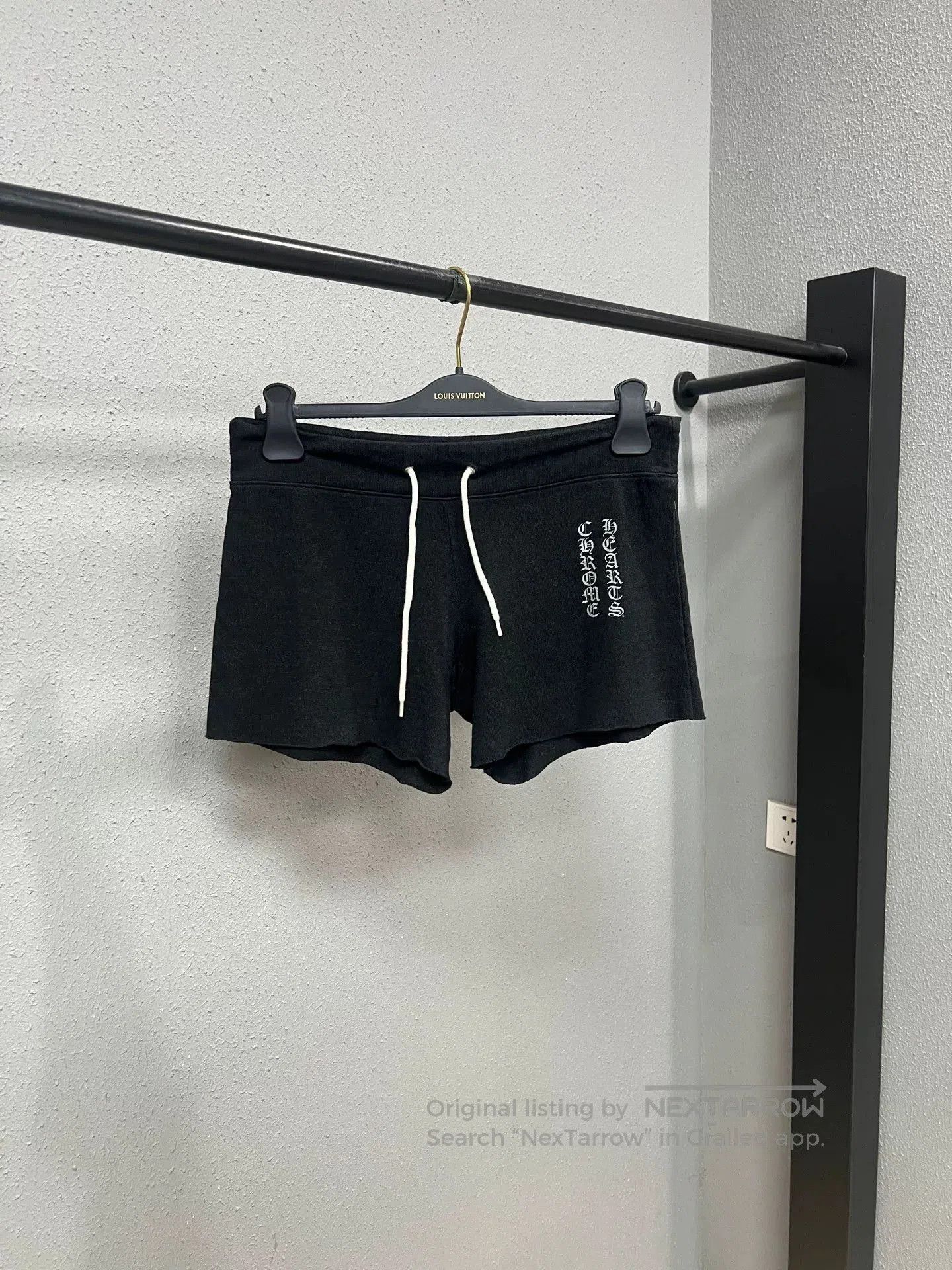 Chrome Hearts chrome hearts black shorts with graphic design. Size US 26 / EU 42 - 1 Thumbnail