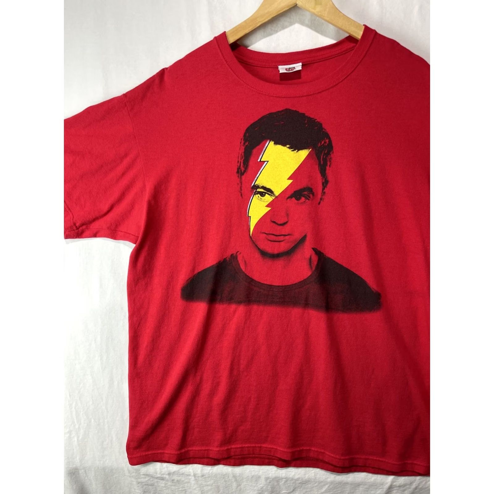 Ripple Junction Ripple Junction Sheldon Shirt Mens XL Red Graphic Print T-Shirt The Big Bang Theory David Bowie Ripple Junction Size US XL / EU 56 / 4 - 2 Thumbnail