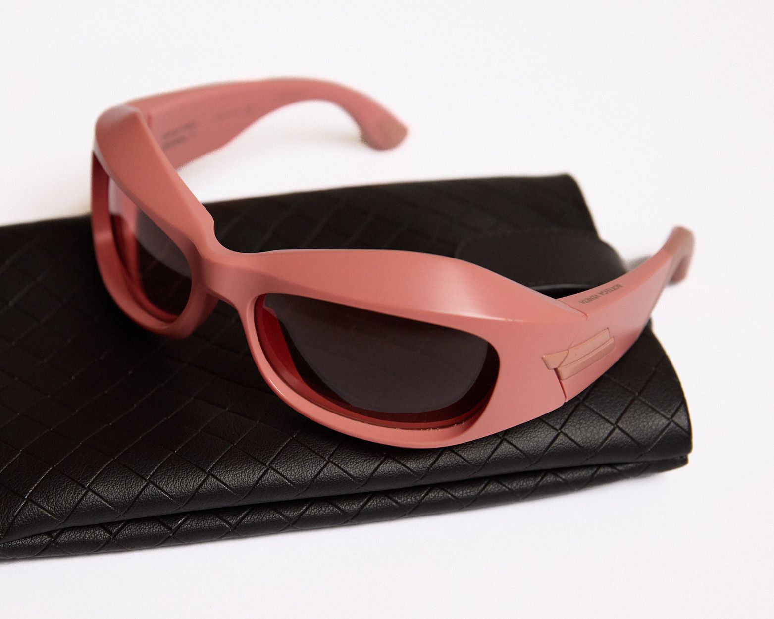 Bottega Veneta BOTTEGA VENETA Original 11 Sunglasses Unisex Size ONE SIZE - 1 Thumbnail
