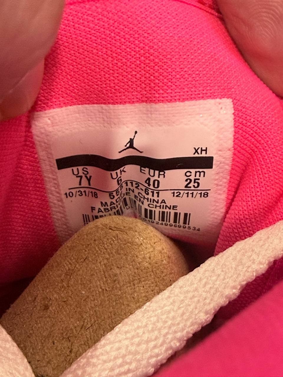 Nike Jordan 1 Mid Hyper Pink White (GS) (2019) 555112-611 Size US 7 / EU 40 - 7 Thumbnail