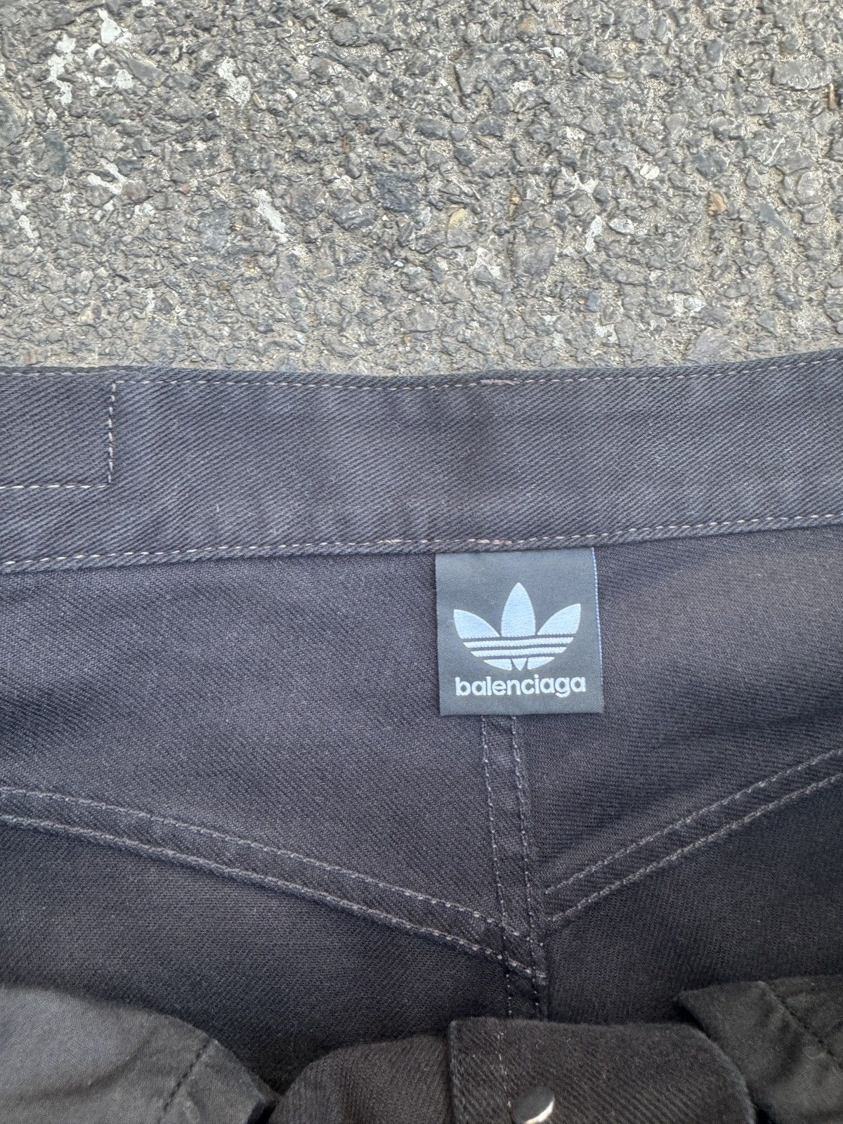 Balenciaga Balenciaga x Adidas Oversized Black Denim Sz. XL Size US 36 / EU 52 - 5 Thumbnail
