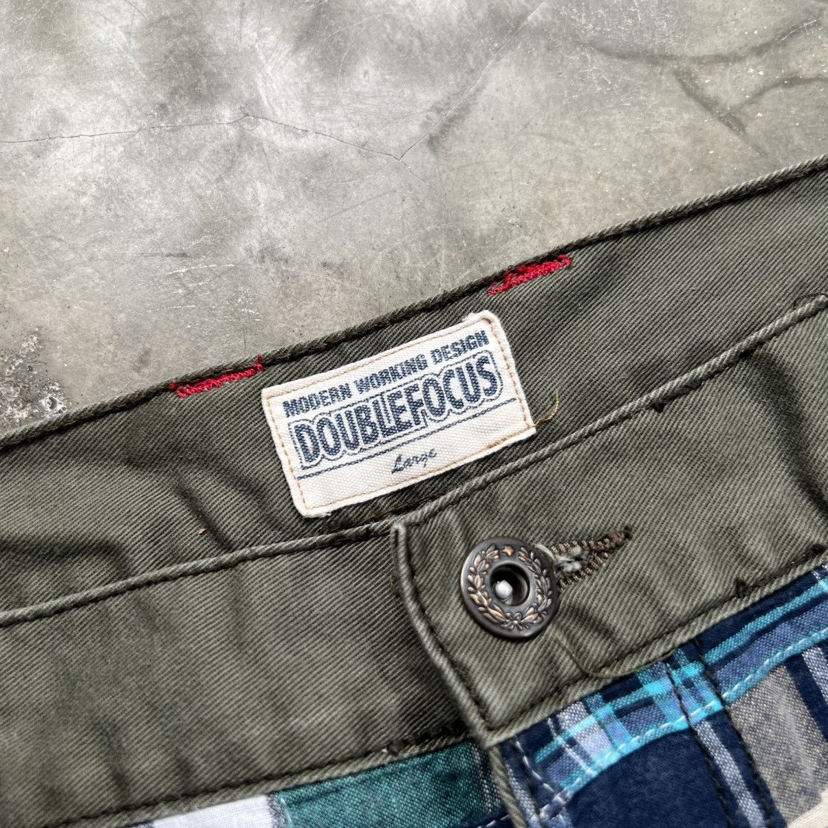 Japanese Brand 2000’s Doublefocus Vkei Style Double Waist Short Pants Size US 33 - 6 Thumbnail