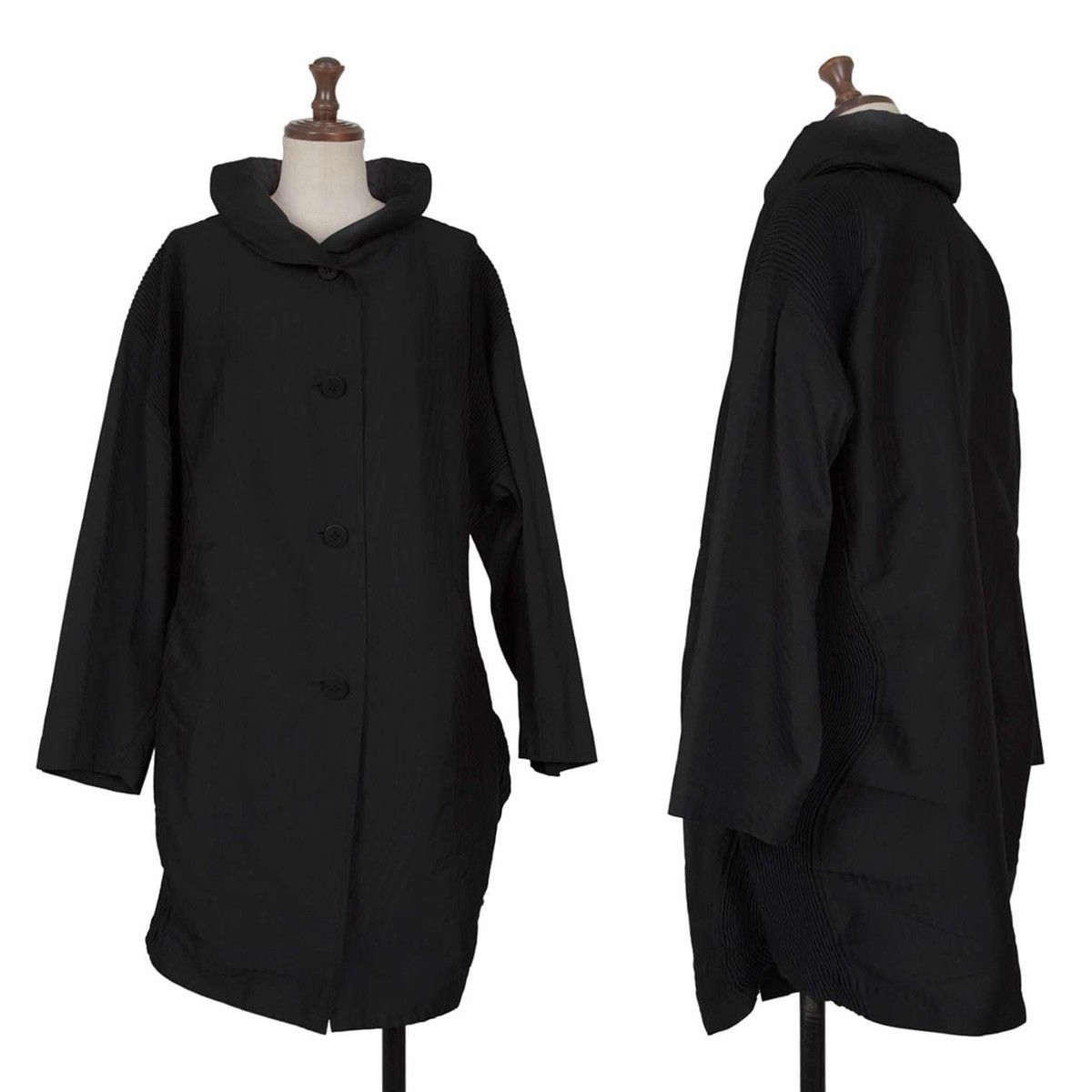 Designer × Issey Miyake × Japanese Brand ISSEY MIYAKEL 3D Steam Stretch Pleats Shawl Collar Coat Navy Size US L / EU 52-54 / 3 - 10 Thumbnail