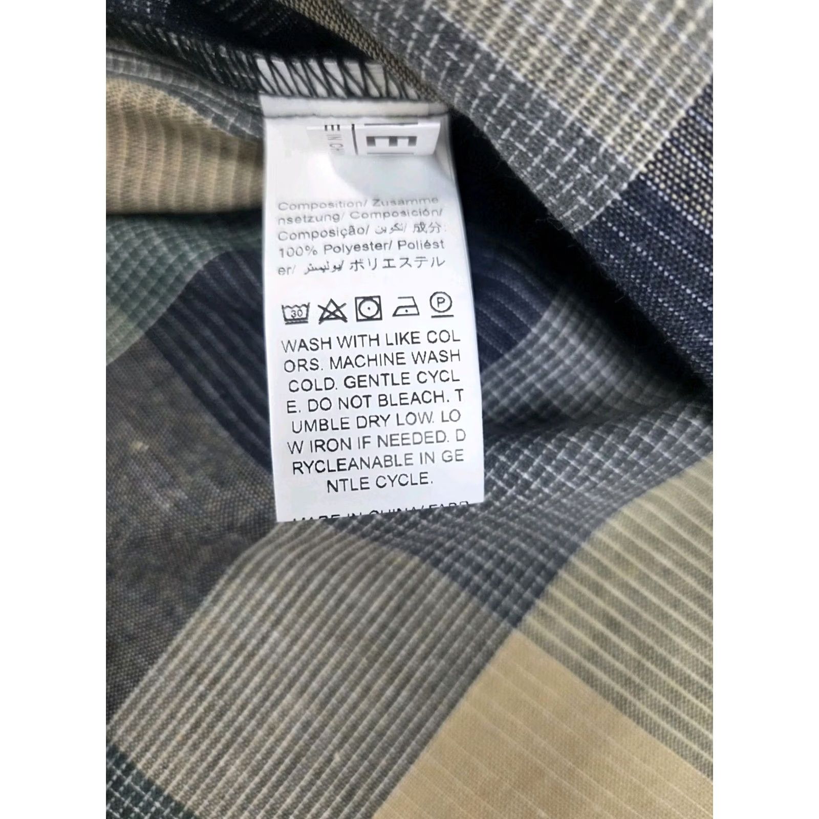 Shein Shein Mens Long Sleeve Button Up Plaid Band Collar Shirt 2XL Multicolor Size US XXL / EU 58 / 5 - 7 Thumbnail