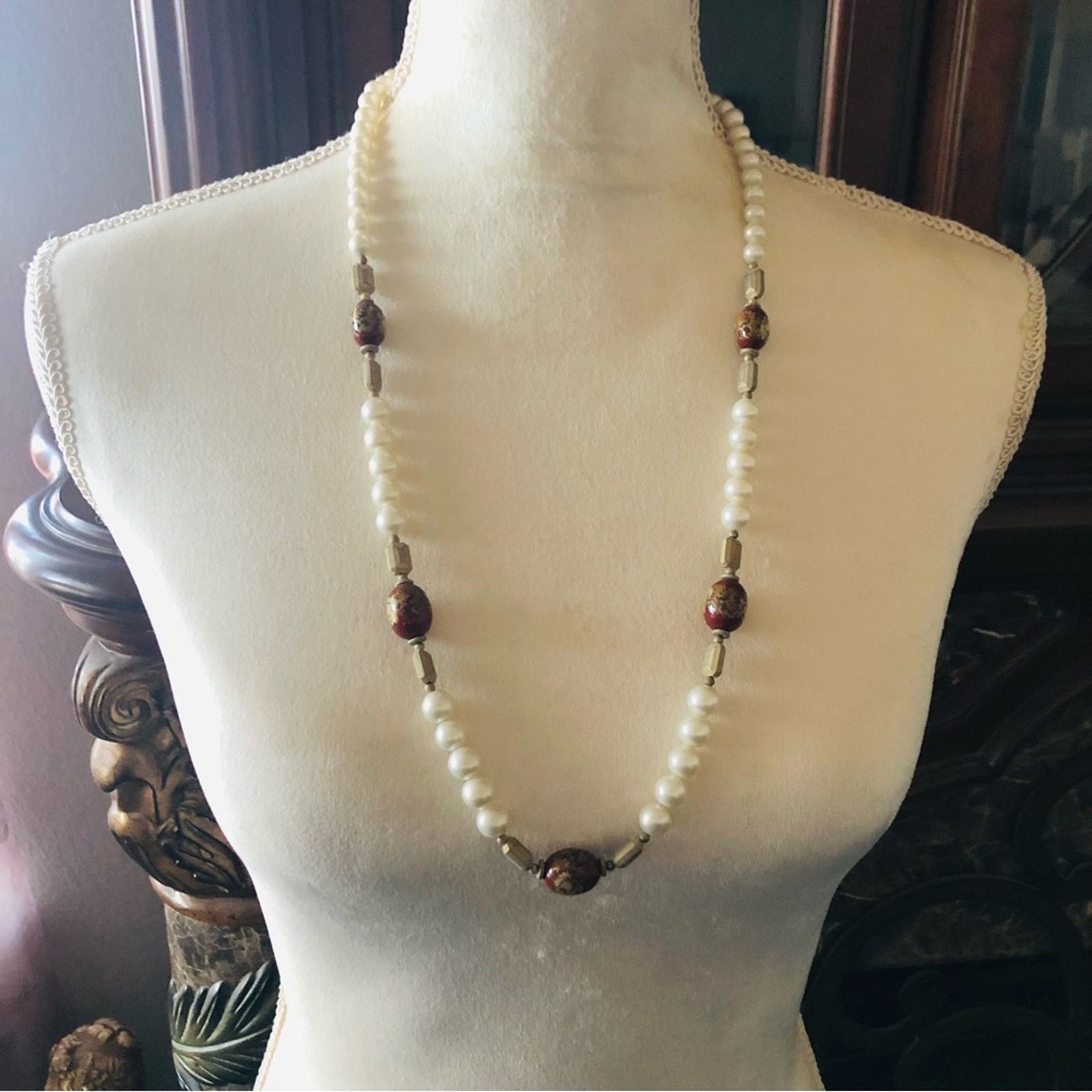 Vintage Vintage oval cloisonné white pearl bead necklace Size ONE SIZE - 5 Thumbnail