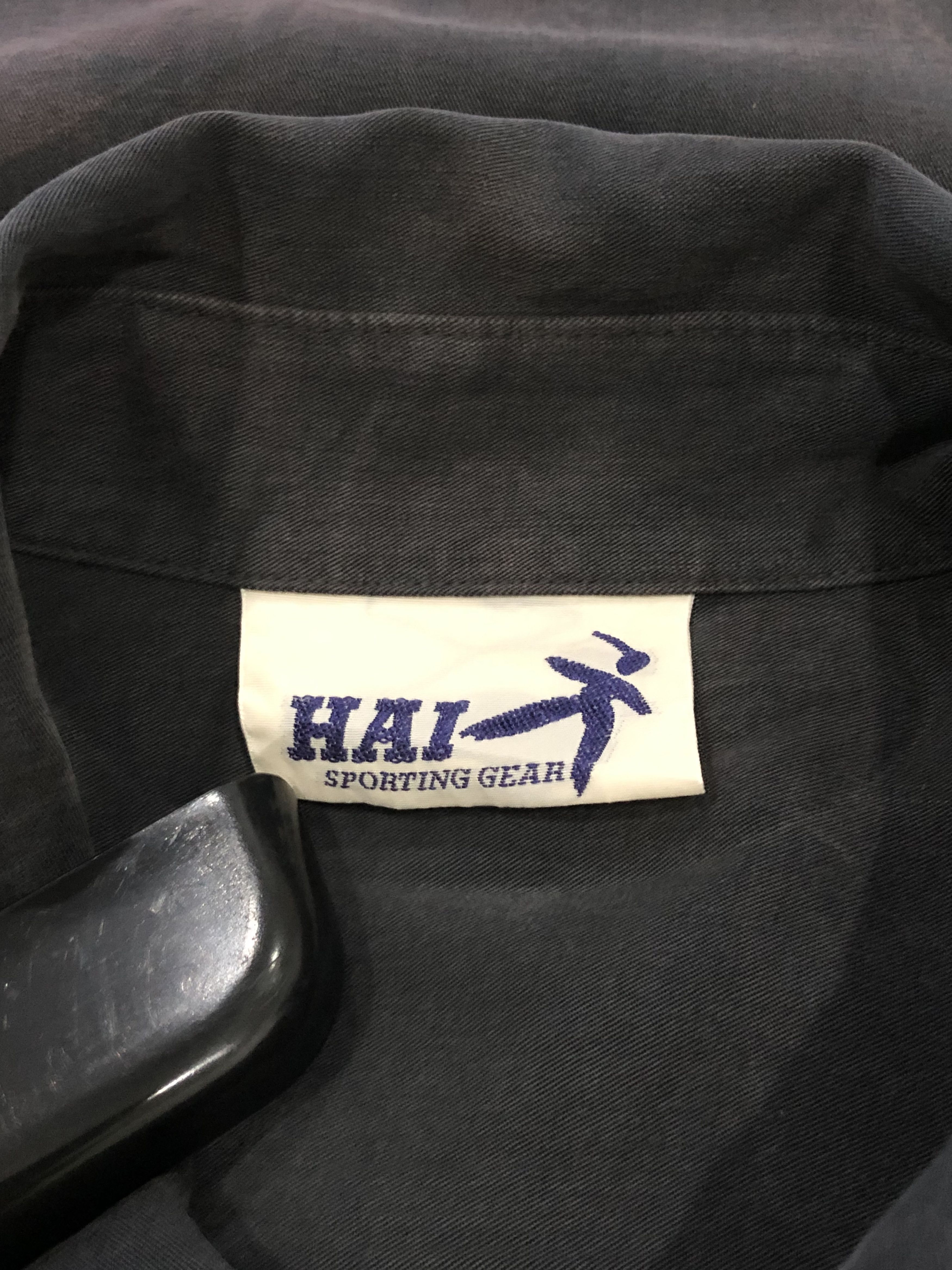 Hai Sporting Gear × Issey Miyake × Vintage Vintage Worn Designer Hai Sporting Gear Shirt Size US XL / EU 56 / 4 - 4 Thumbnail