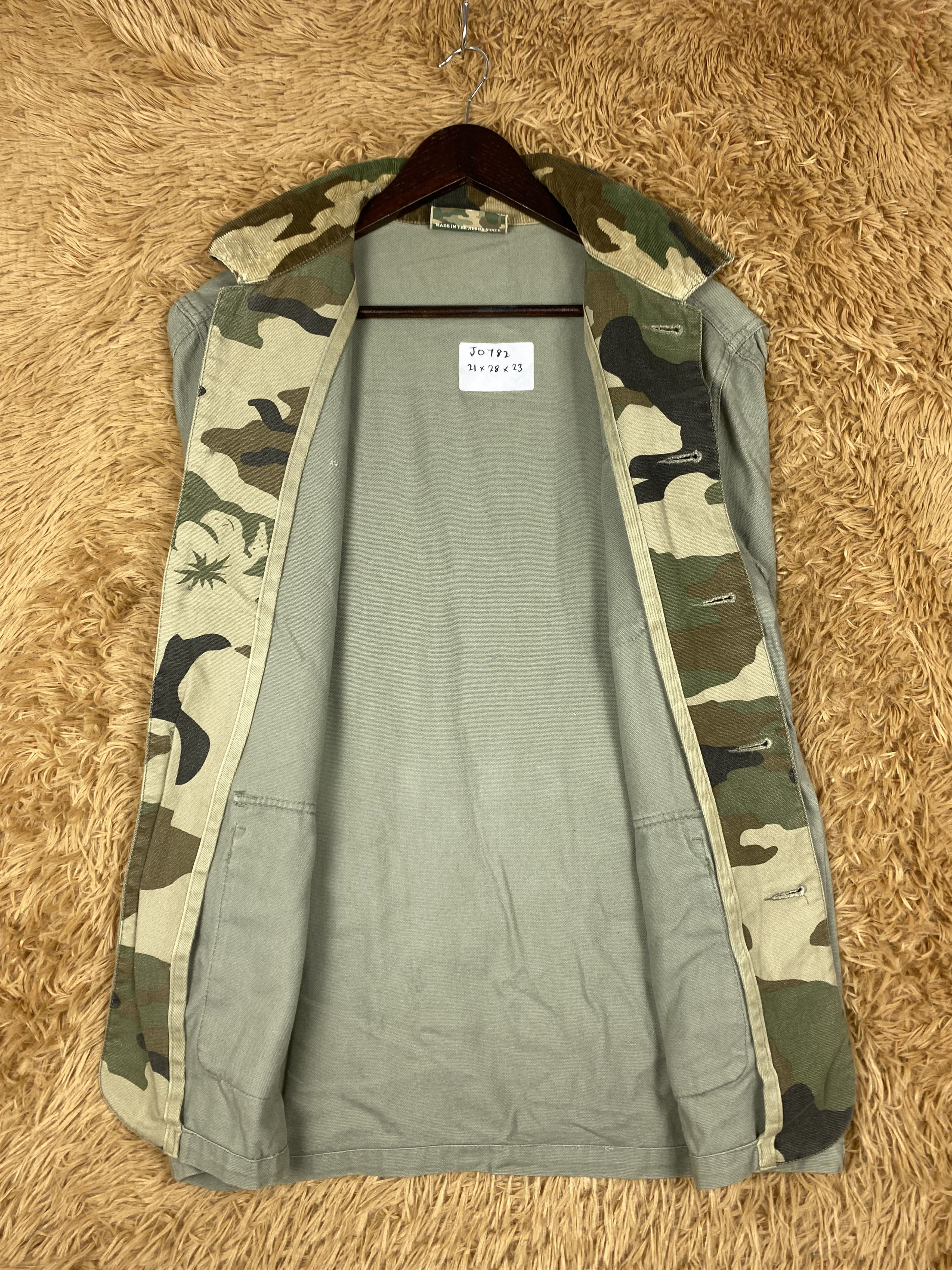 Japanese Brand Vintage T&C Surf Camouflage Collar Jacket DJ0782 Size US M / EU 48-50 / 2 - 6 Thumbnail