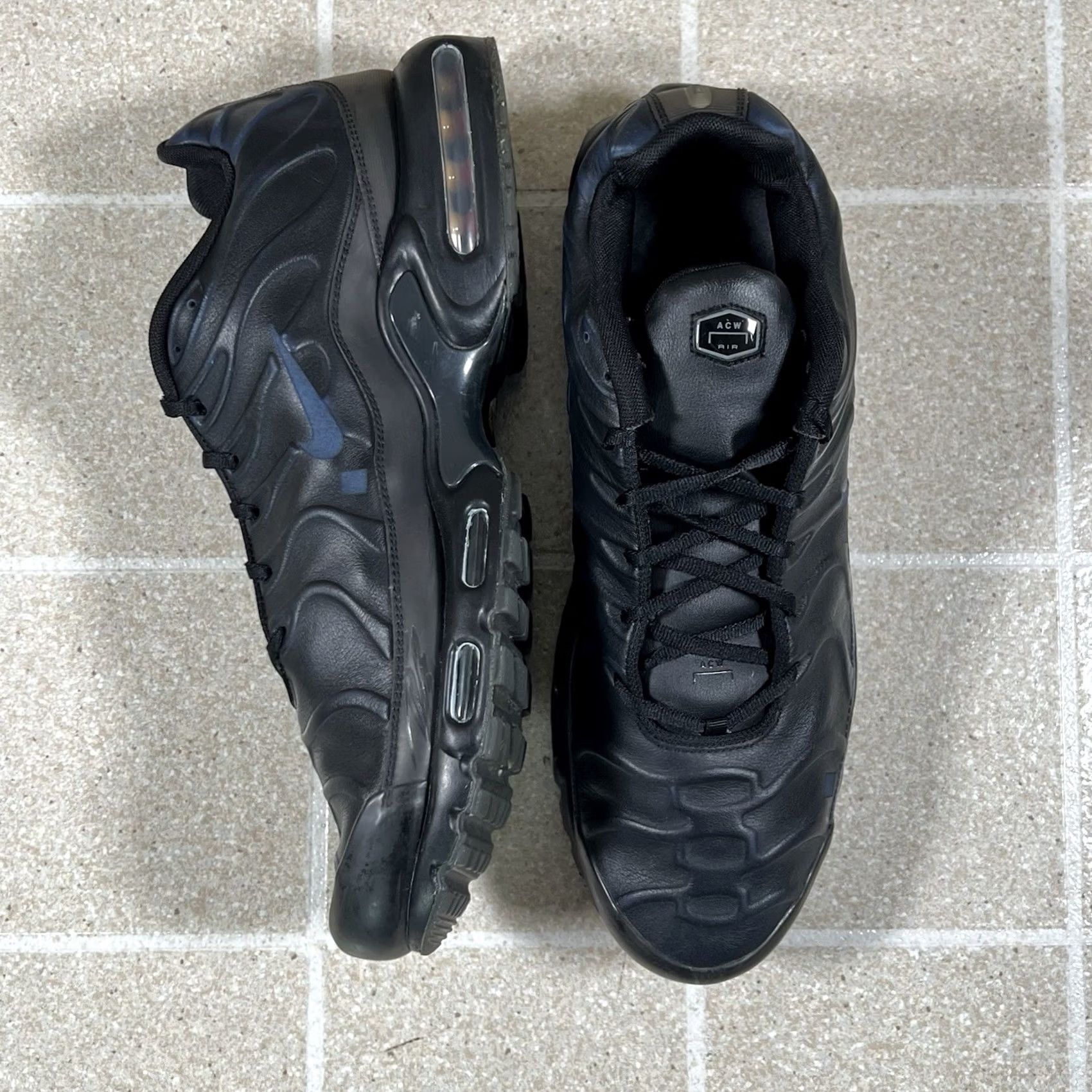 Nike Nike Air Max Plus - Mens Size 15 Black - Authentic Sneaker Size US 15 / EU 48 - 4 Thumbnail