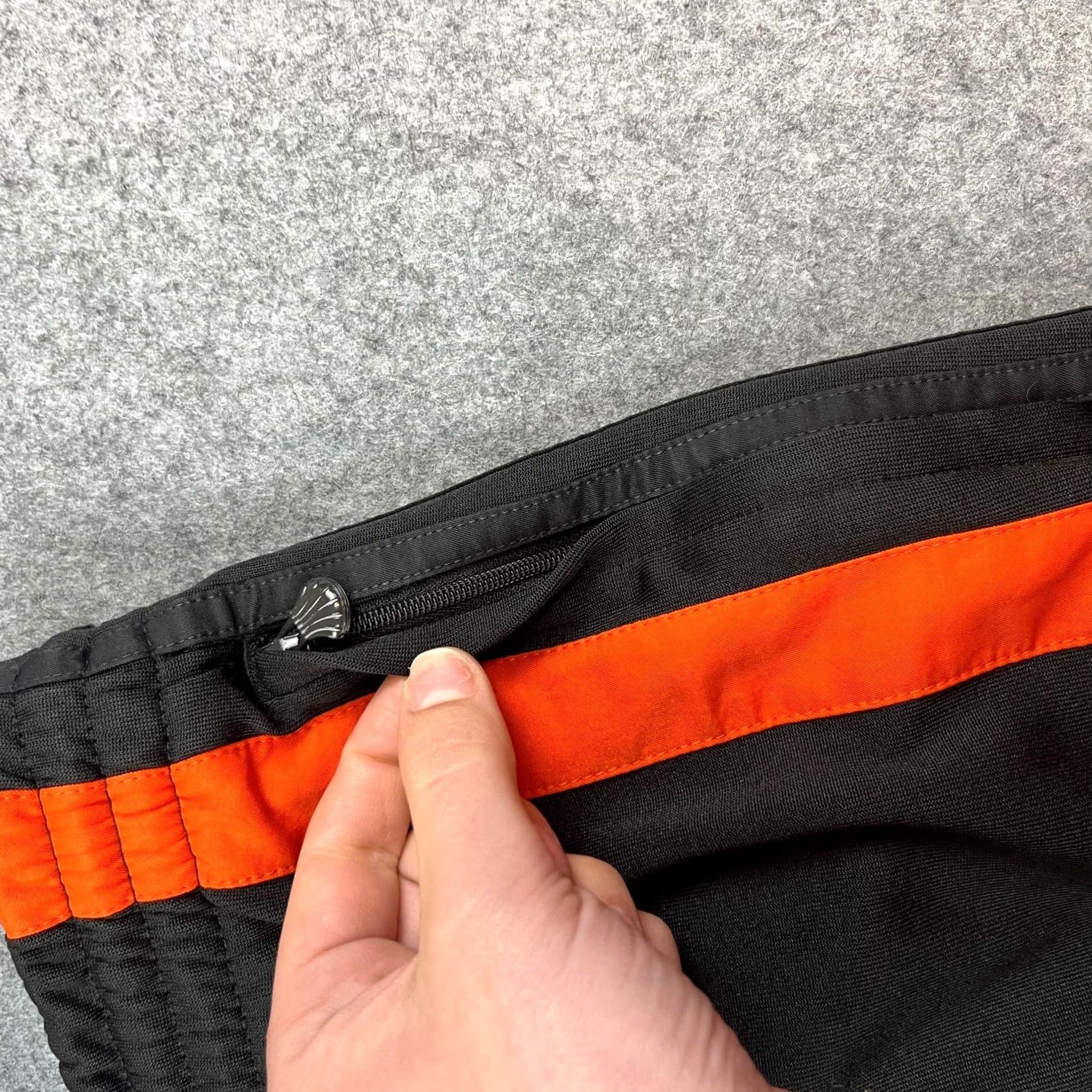Adidas Adidas Originals Sweatpants Mens L Black Grey GK0654 Trefoil Firebird Bottoms Size US 33 - 7 Thumbnail