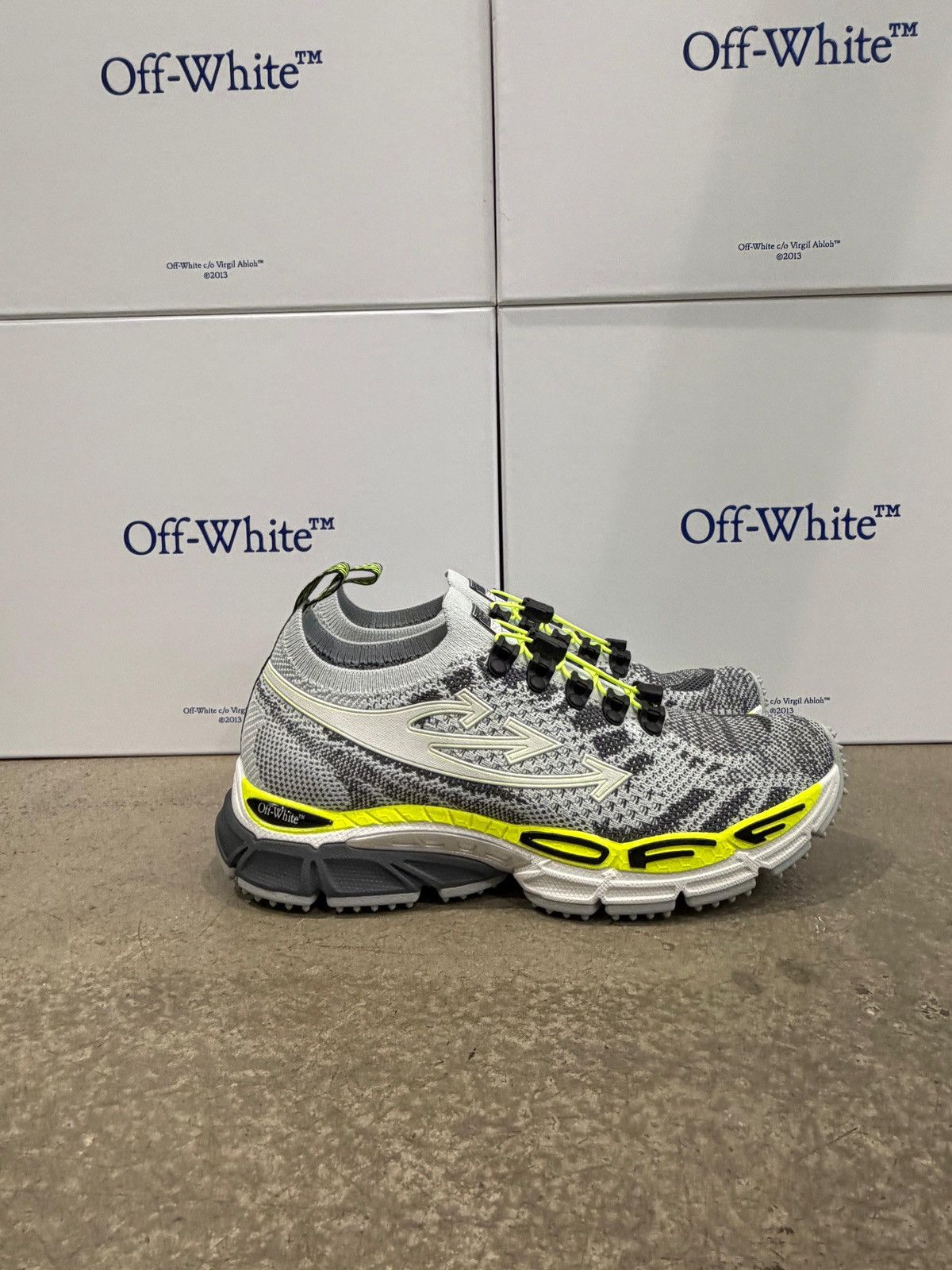 Off-White OFF-WHITE - Be Right Back Knit Light Sneakers Grey Yellow Size US 12 / EU 45 - 1 Thumbnail