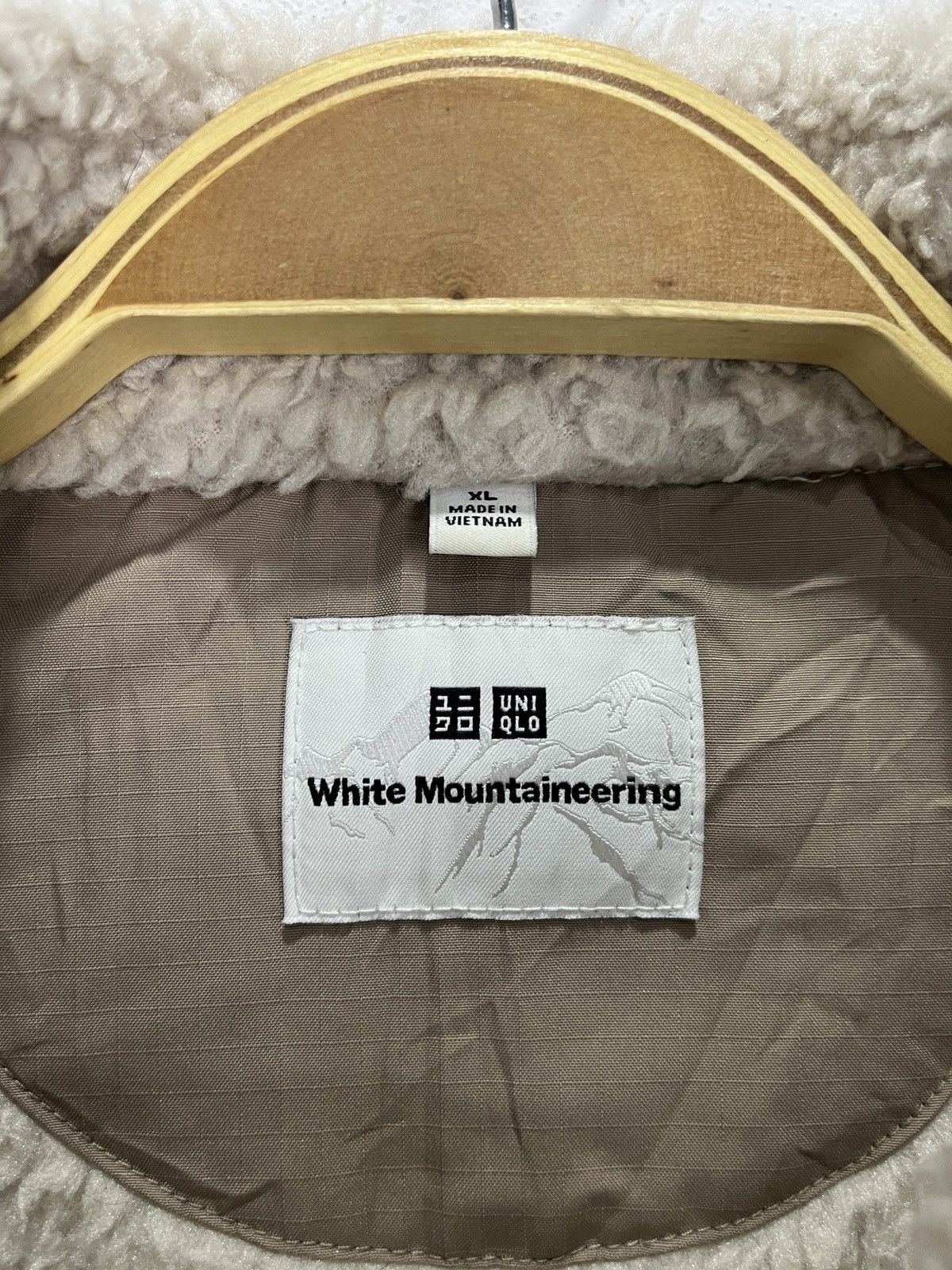Uniqlo × White Mountaineering WHITE MOUNTAINEERING x UNIQLO Sherpa Fleece Beige Sweatshirt Size US XL / EU 56 / 4 - 7 Thumbnail