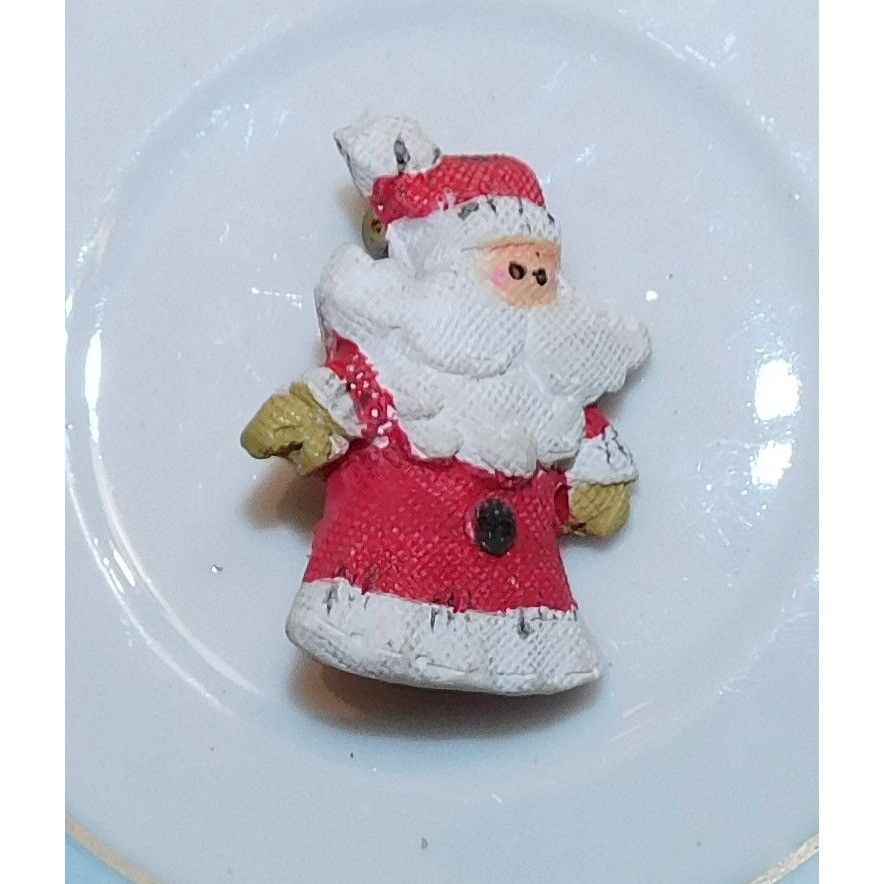 Other Vintage Sooty Santa Brooch With Textured Finish Size ONE SIZE - 2 Thumbnail
