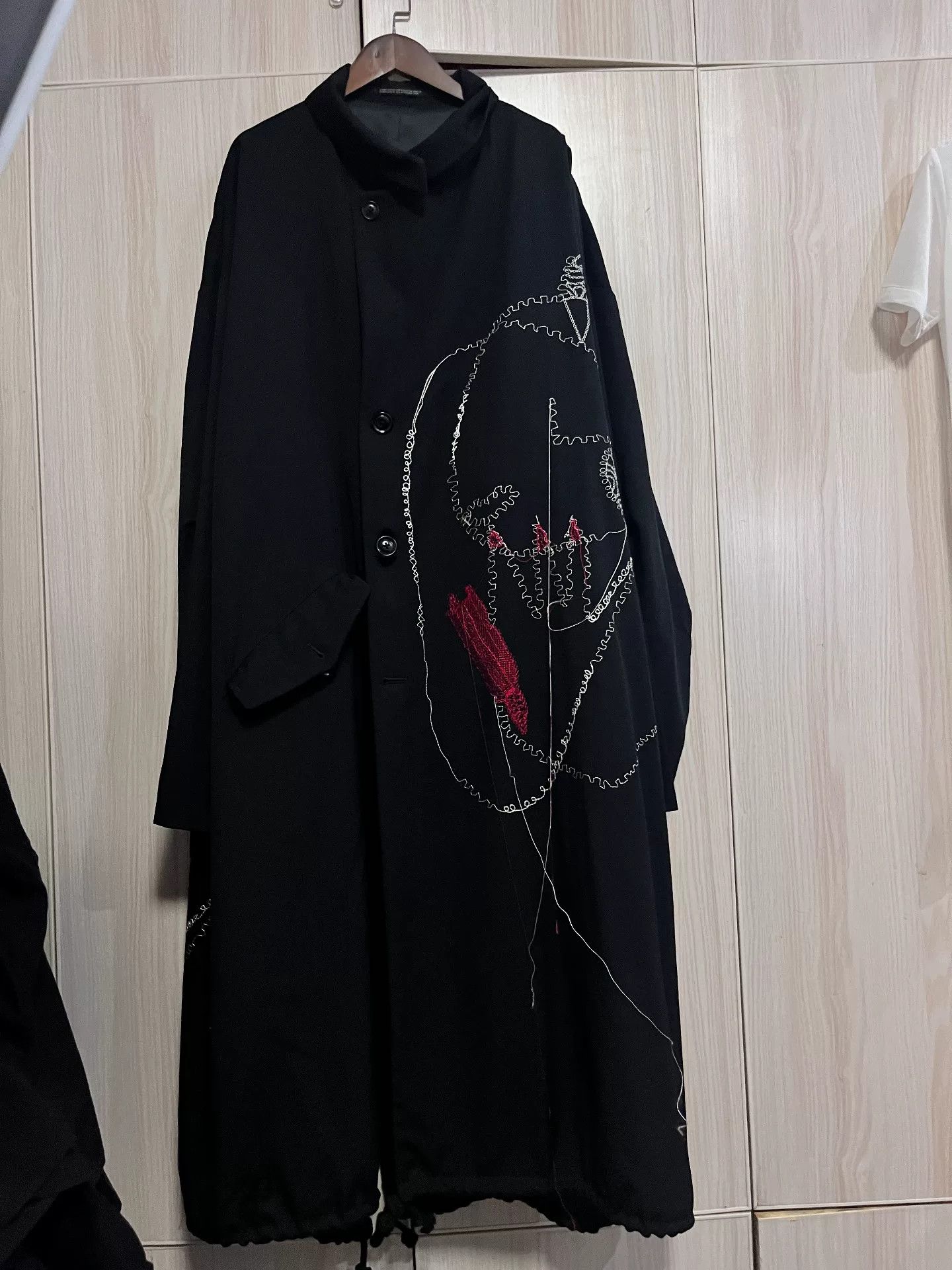 Yohji Yamamoto Yohji Yamamoto Embroidered Wool Coat Size XL / US 12-14 / IT 48-50 - 1 Thumbnail