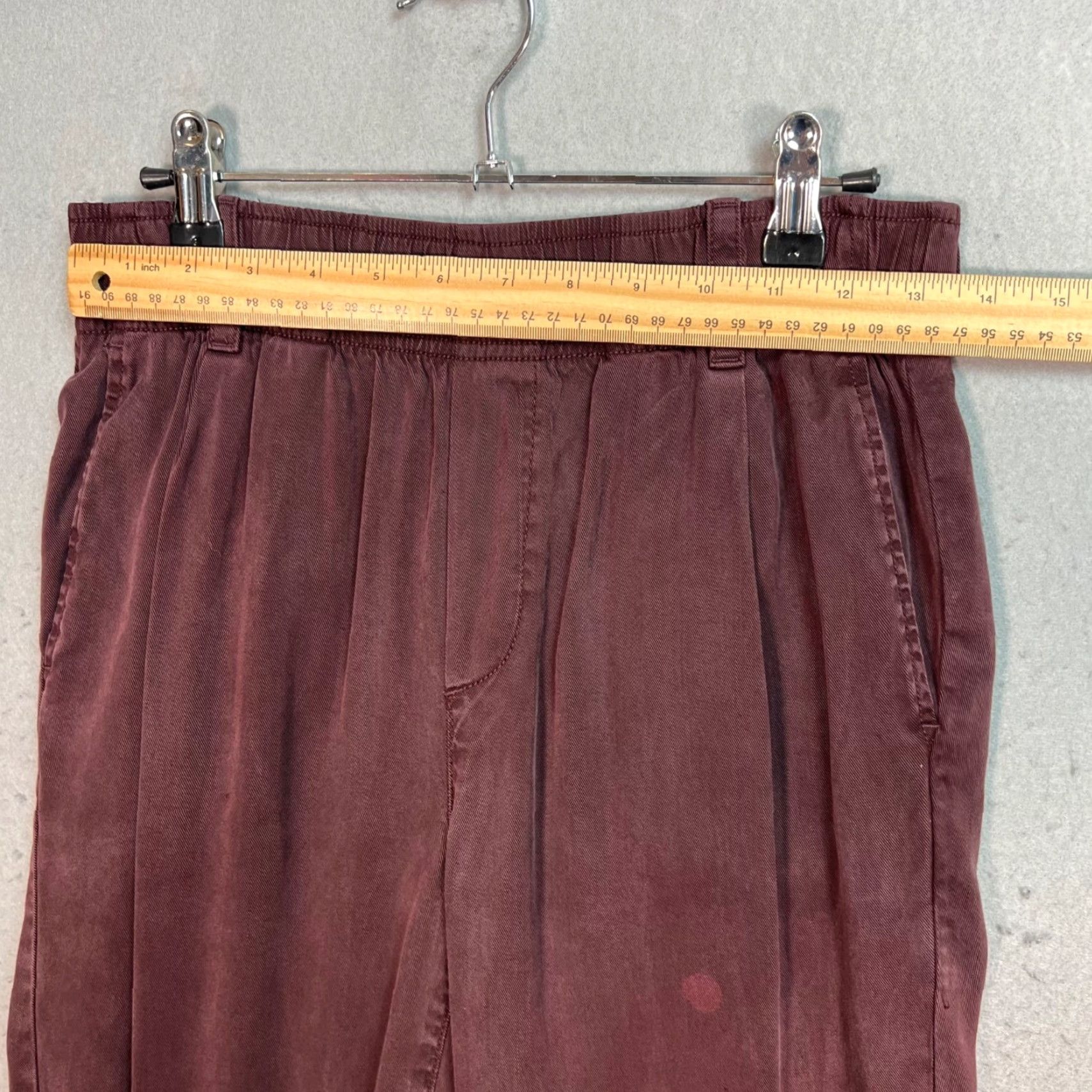 Gap Gap Burgundy Lyocell Blend Tapered Pants Size 4 Womens Size 27" / US 4 / IT 40 - 6 Thumbnail