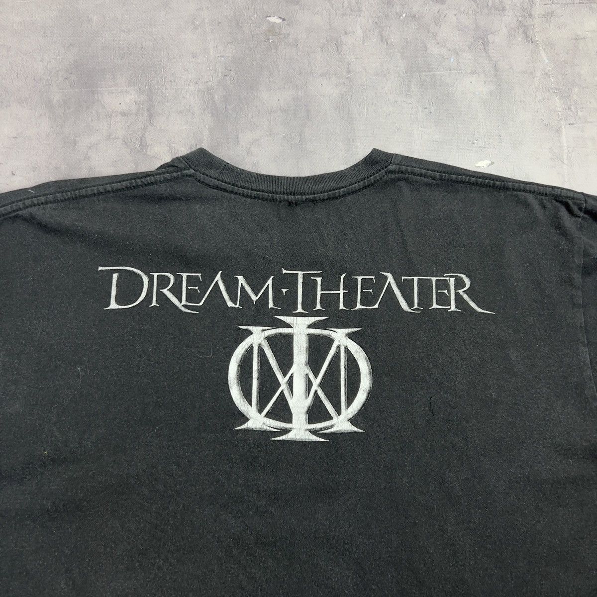 Band Tees Rare! Vintage Dream Theater Train Of Thought Big Logo Tee Size US M / EU 48-50 / 2 - 8 Thumbnail