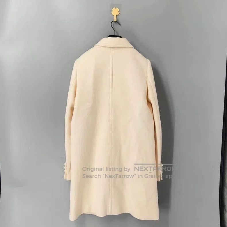 Gucci Gucci Double G Pearl Button Wool Coat. Size US M / EU 48-50 / 2 - 2 Thumbnail