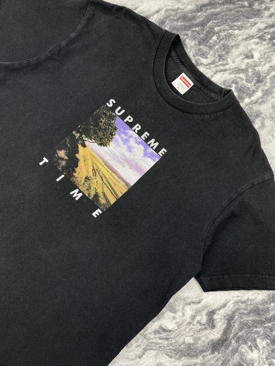 Supreme Supreme Time Big Logo T Shirt Men Size M Black Size US M / EU 48-50 / 2 - 3 Thumbnail