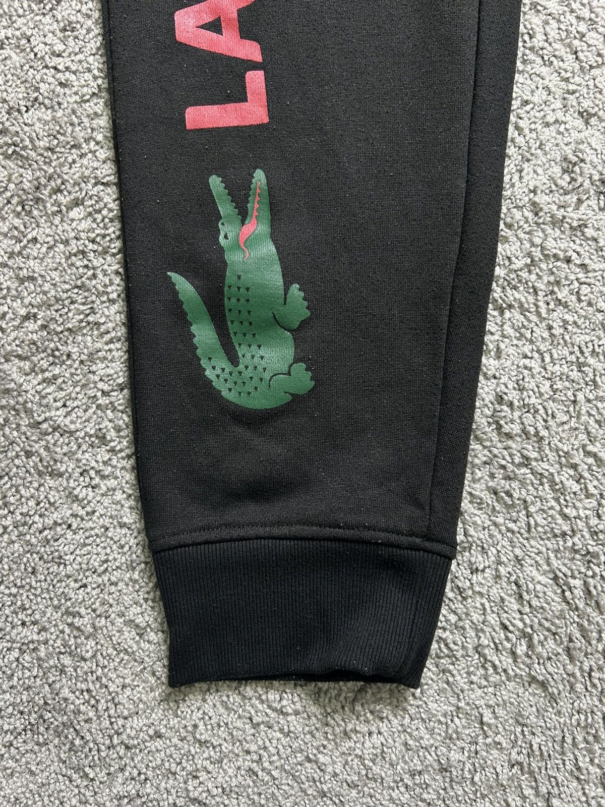 Lacoste Lacoste Spell Out Logo Sweatpants Size US 32 / EU 48 - 3 Thumbnail