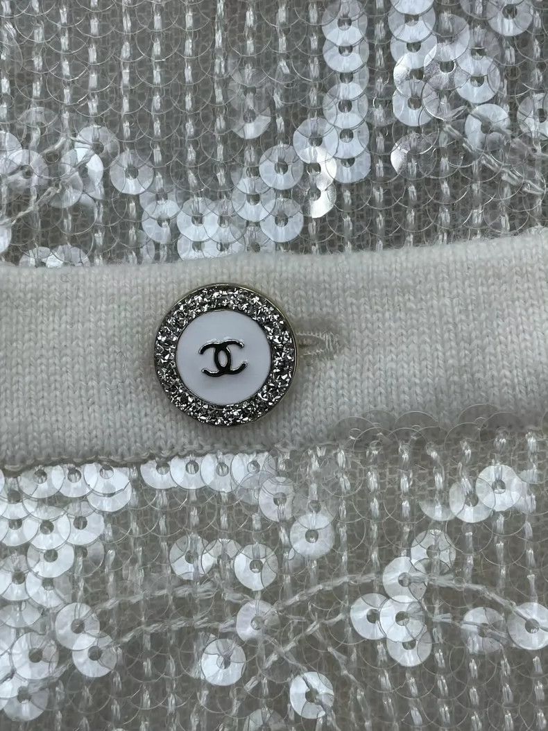 Chanel Chanel 22S white sequin short jacket Size XS / US 0-2 / IT 36-38 - 3 Thumbnail