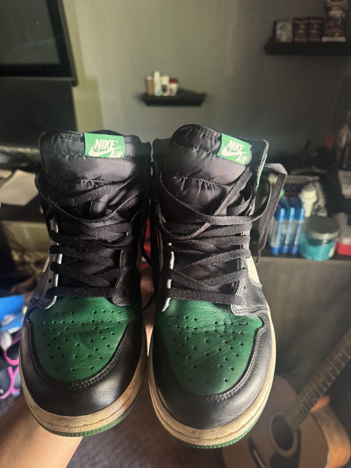 Jordan Brand Jordan 1 Pine Green Size US 10.5 / EU 43-44 - 9 Thumbnail