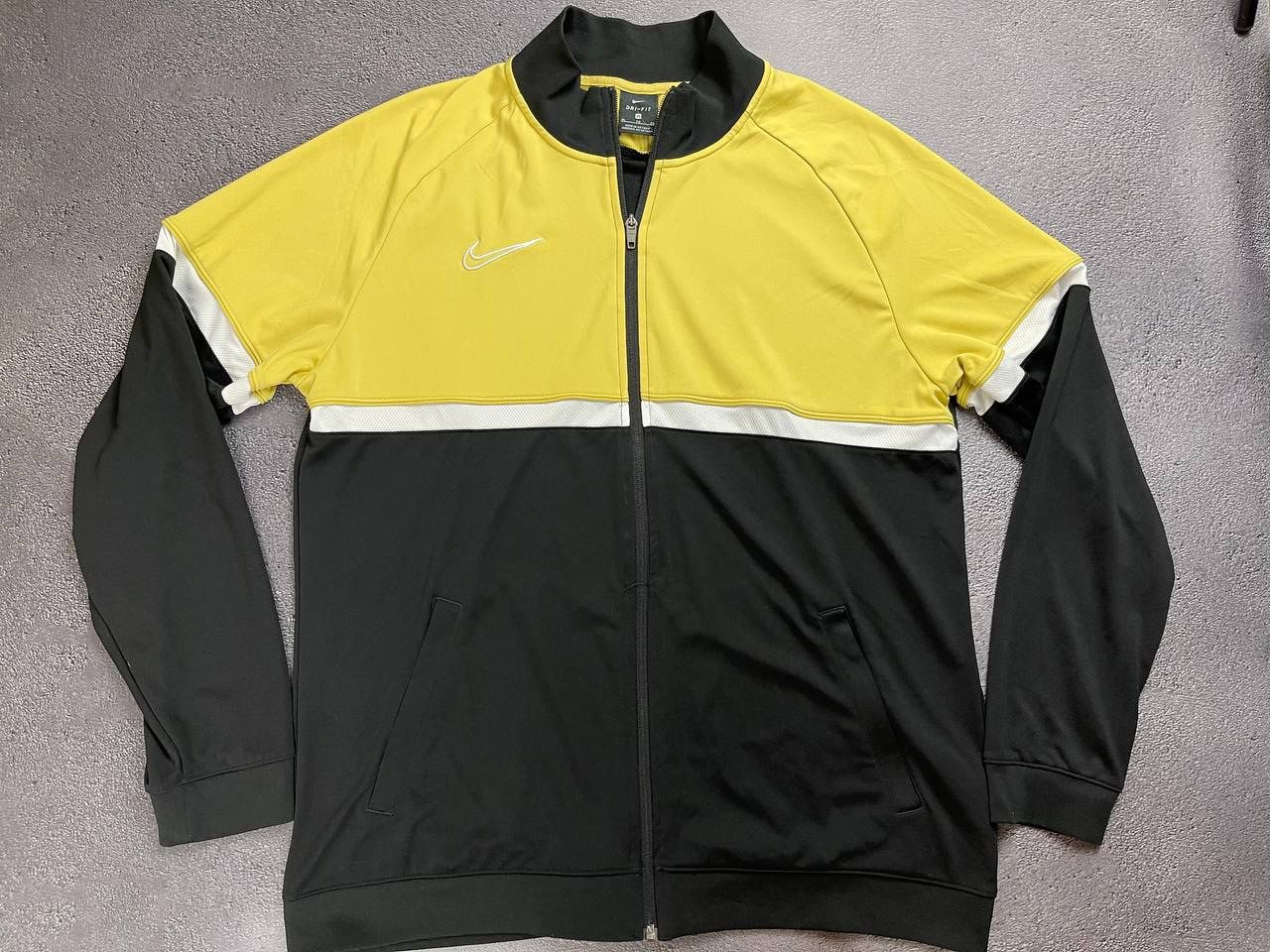 Nike vintage nike zip jacket size XL Size US XL / EU 56 / 4 - 1 Thumbnail