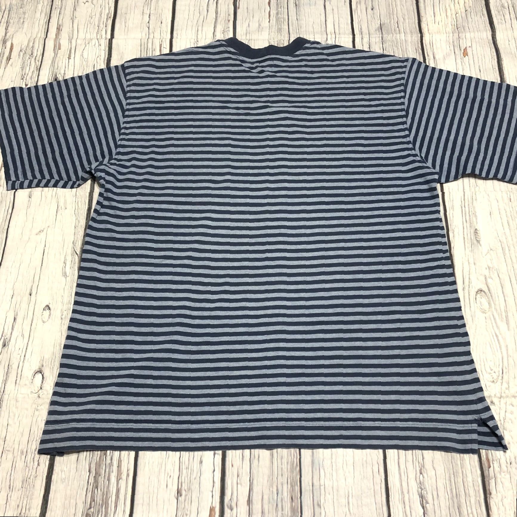 Vintage Guess USA Men's XL T-Shirt Crew Neck Short Sleeve Blue