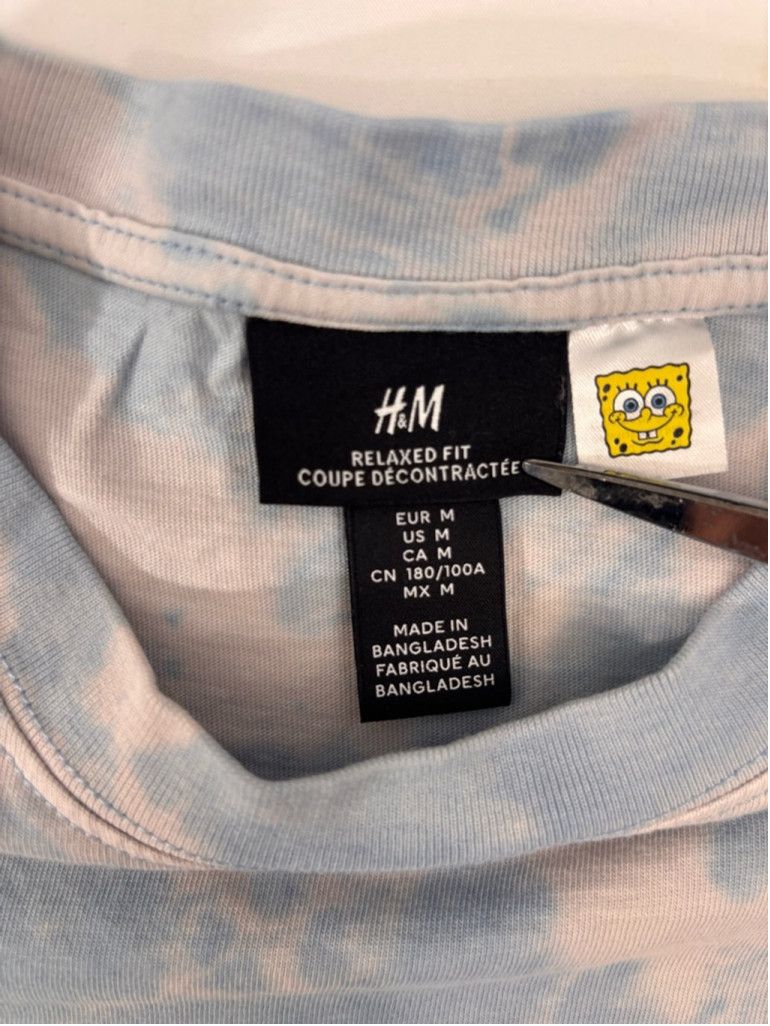 H&M Men's H&M SpongeBob T-shirt Size M Blue Tie Dye Size US M / EU 48-50 / 2 - 8 Thumbnail
