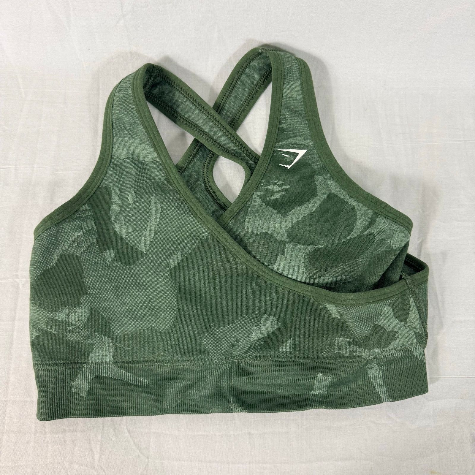 Gymshark Gymshark Adapt Camo Seamless Crossback SportsBra Green Small Size S / US 4 / IT 40 - 1 Thumbnail