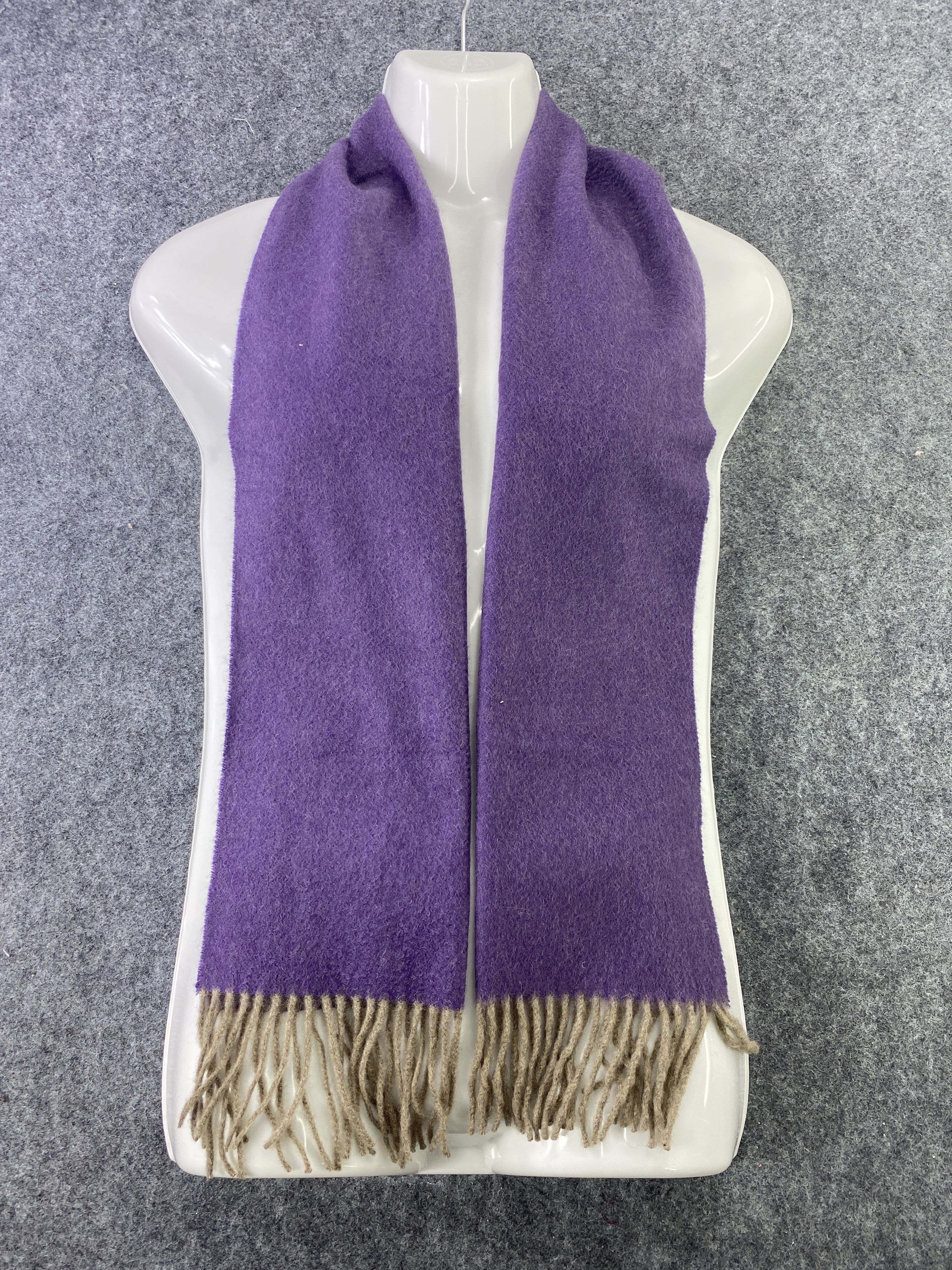 Givenchy GIVENCHY 100% Cashmere Scarf / Muffler / Neckwear -T309 Size ONE SIZE - 1 Thumbnail